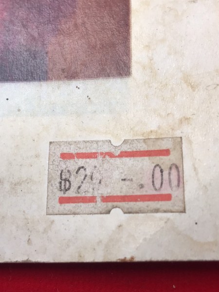 รูปวาดโยมมารดาของหลวงปู่ครูบาชัยยะวงศา วัดพระพุทธบาทห้วยต้ม ประวัติว่ากันว่าวาดโดยท่านวันทนา พัวพันธ์สกุล ซึ่งได้วาดรูปนี้จากคำบอกเล่าของหลวงปู่