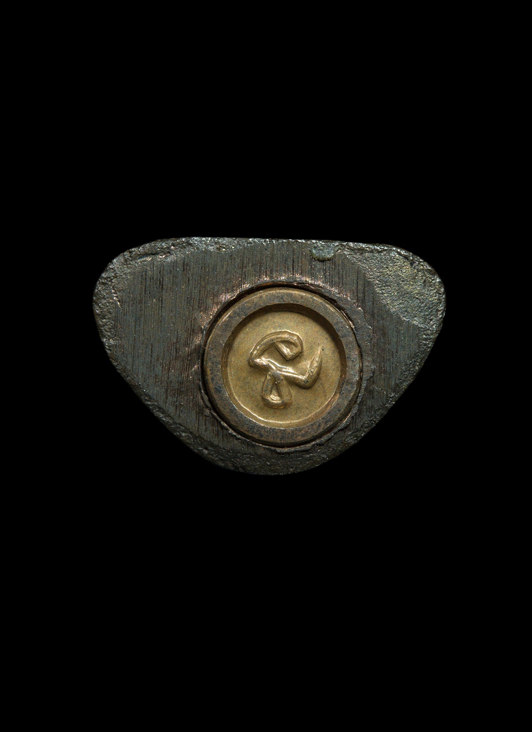 รูปหล่อครูบาศรีวิชัย นักบุญแห่งล้านนา เนื้อนวะ วัดป่าดาราภิรมย์ ปี 2539 (มีบัตรรับรองพระแท้)