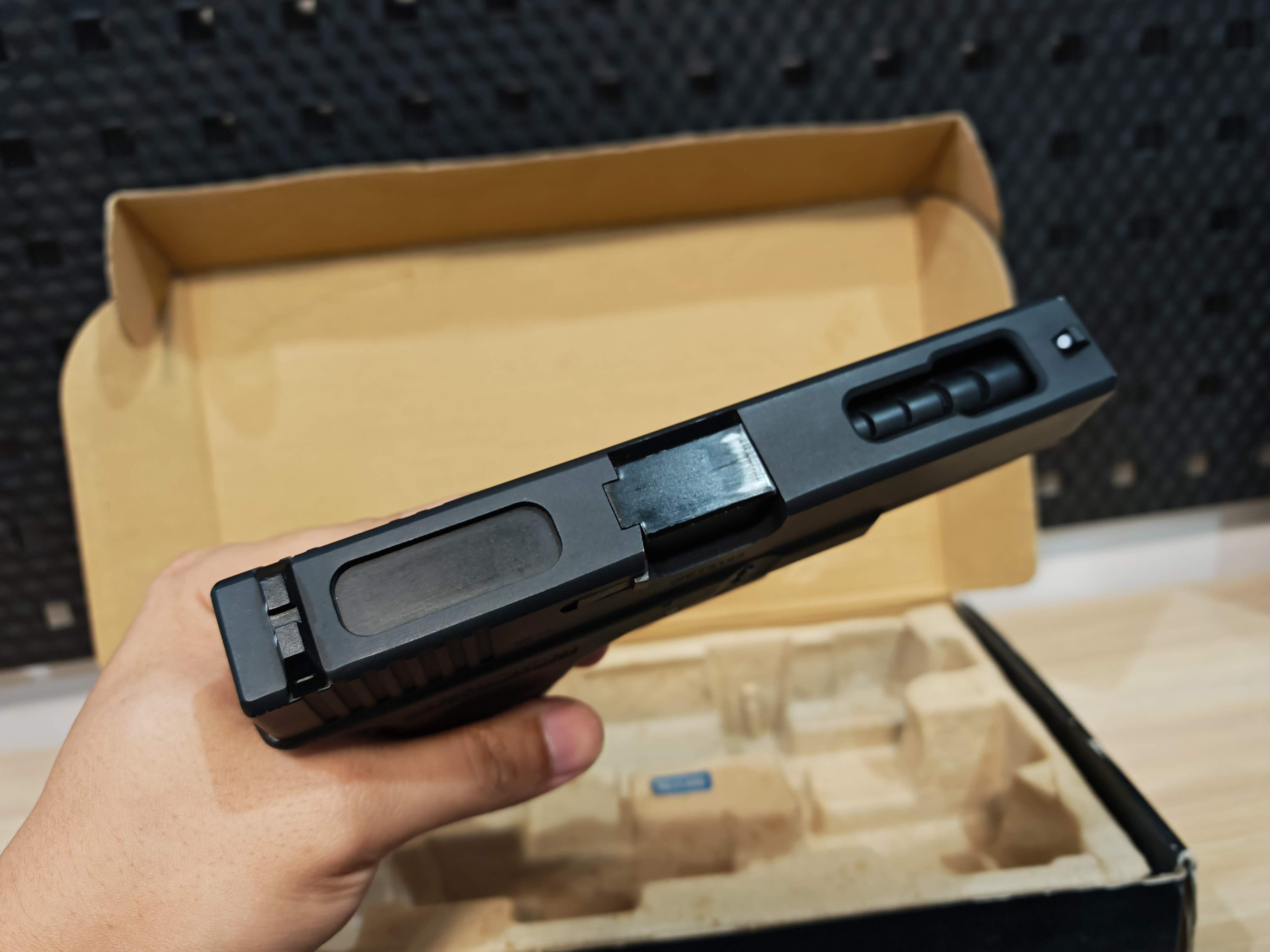 WE G18C Glock18C Gen3 Full-Auto ไต้หวัน GBB BB Gun บีบีกัน แบบแก๊ส ปืนอัดลม Airsoft Gun มือสอง