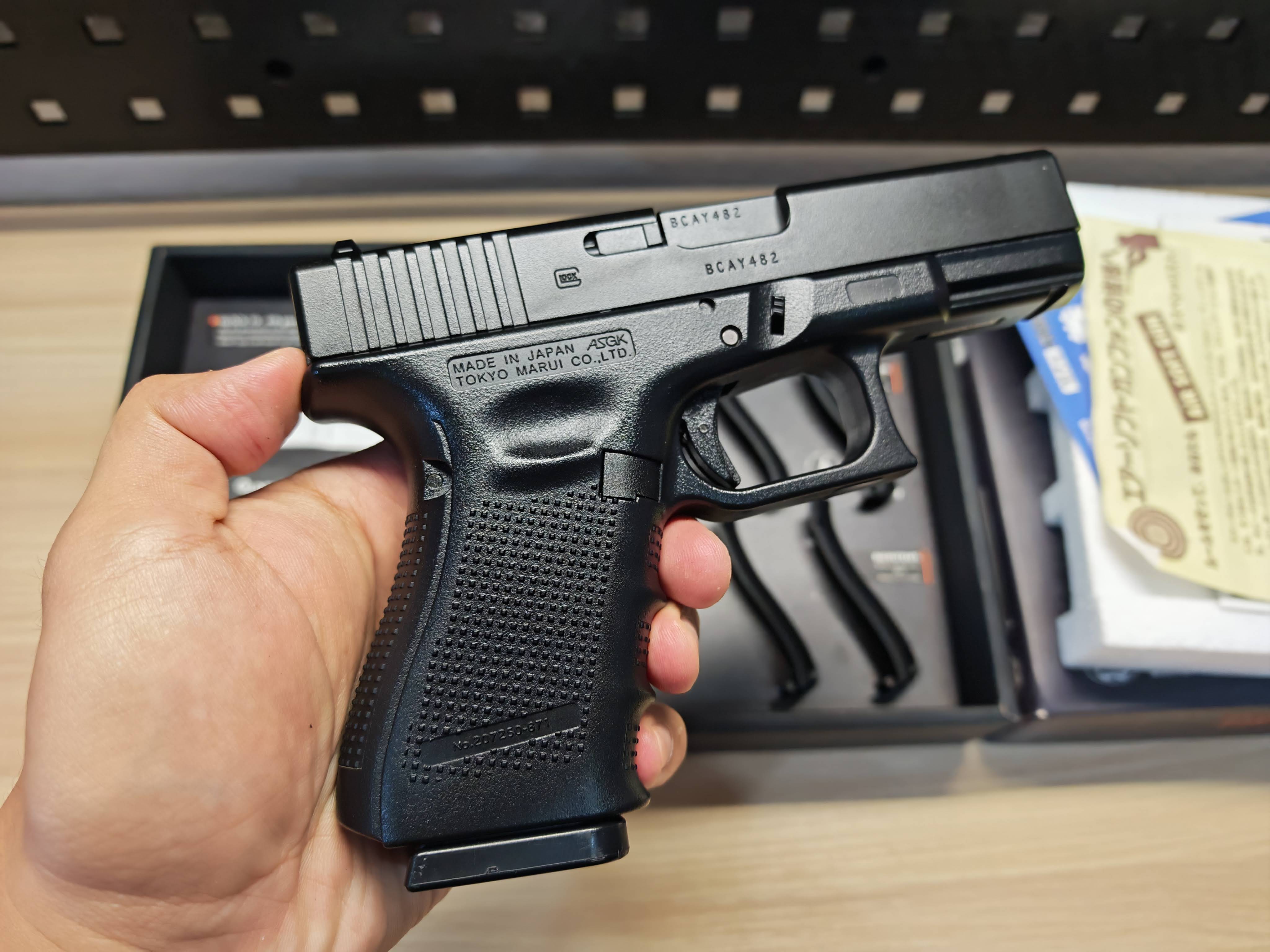 Tokyo Marui Glock19 G19 Gen4 GBB ญี่ปุ่น BB Gun บีบีกัน แบบแก๊ส ปืนอัดลม Airsoft Gun มือสอง
