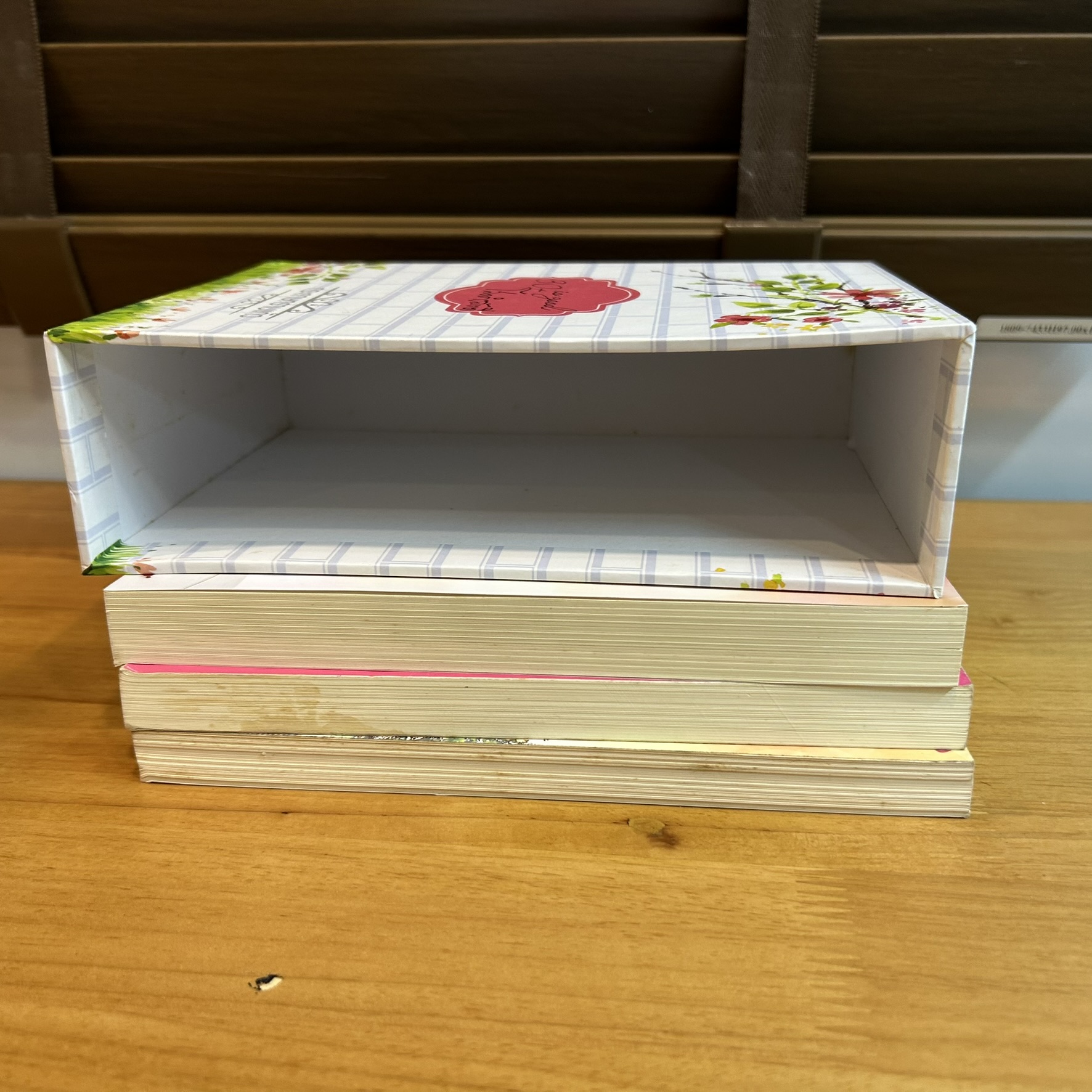 ชุด 30+ โสดกำลังดี - แต้มรักเคียงใจ/ใจเกี้ยวรัก/วายร้ายยั่วรัก ... กระดาษทรายแก้ว (มือสอง) นิยาย โรแมนติก