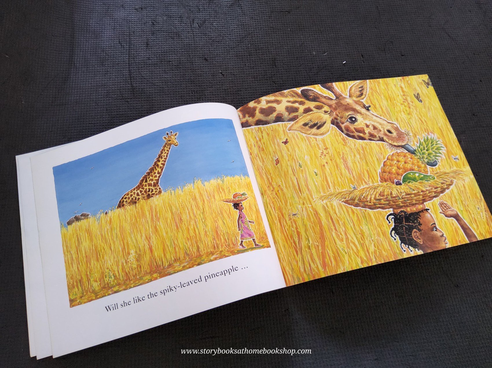 หนังสือนิทานปกอ่อน** 🍅🍓HANDA'S SURPRISE BY EILEEN BROWNE