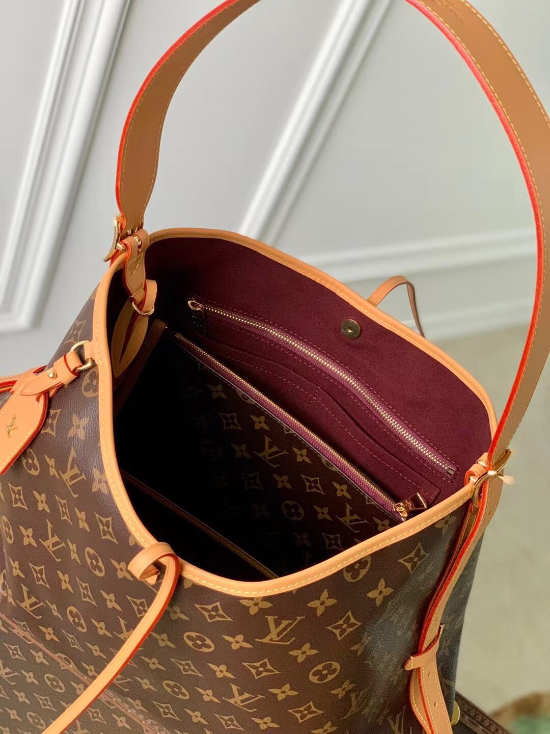 [Pre-order]กระเป๋าสะพาย กระเป๋ารุ่น CarryAll MM Monogram - Louis Vuitton- M46197 งานคุณภาพที่ดีที่สุด