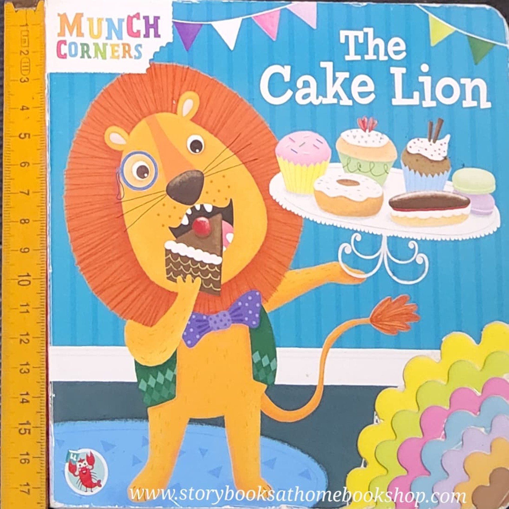 BOARD BOOK ** 🍅🍓MUNCH CORNERS:THE CAKE LION