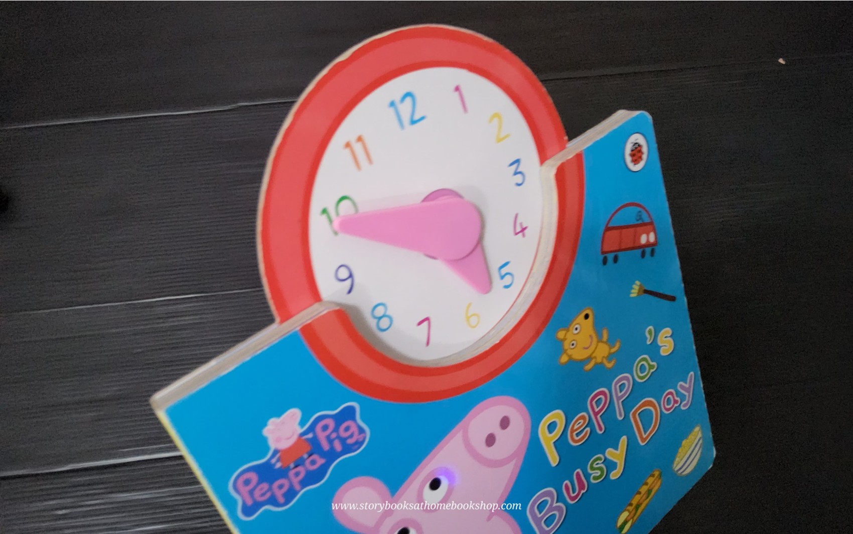 BOARD BOOK** 🍅🍅PEPPA PIG:PEPPA'S BUSY DAY (WITH CLOCK)