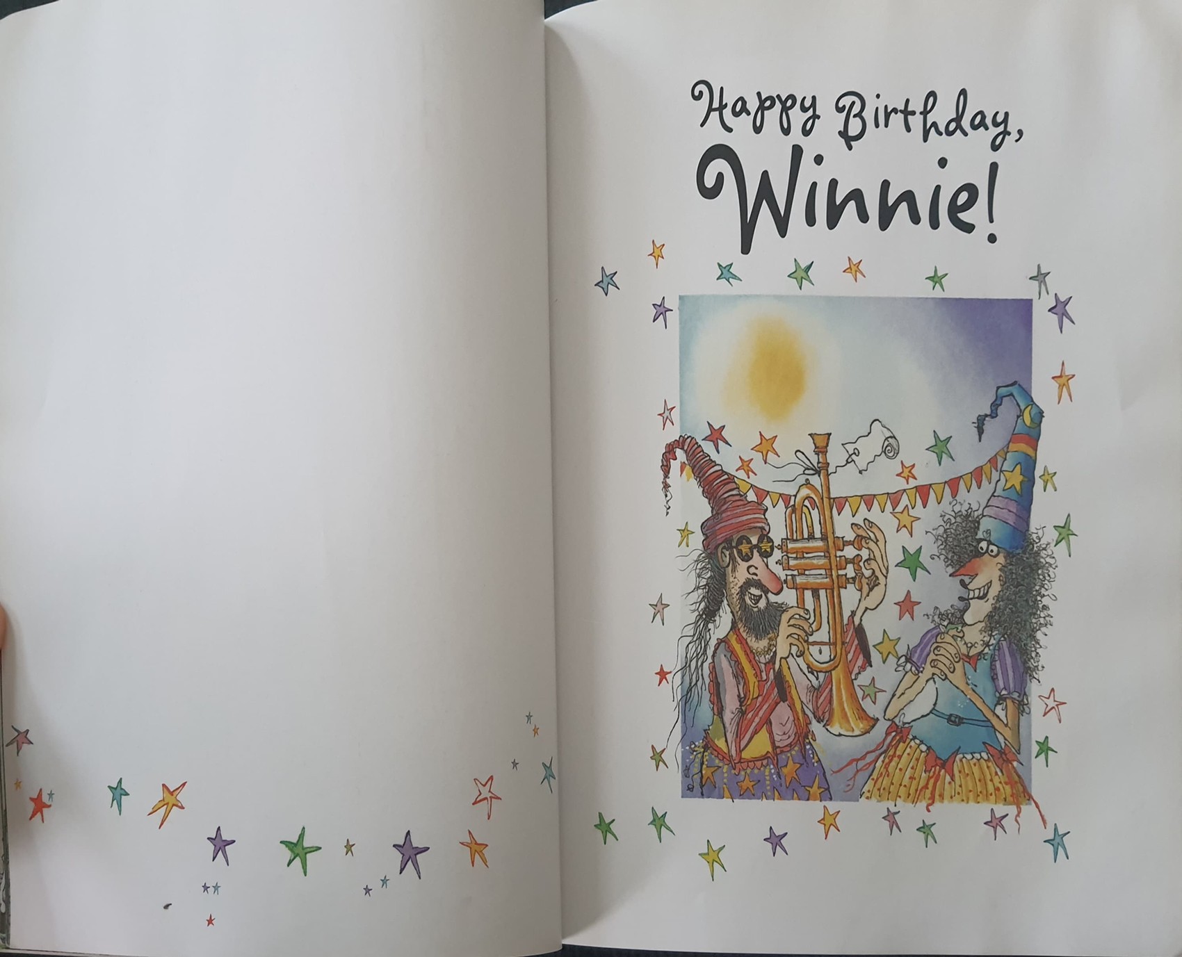 หนังสือนิทานปกอ่อน WINNIE'S CRAZY CAPERS 3 IN 1