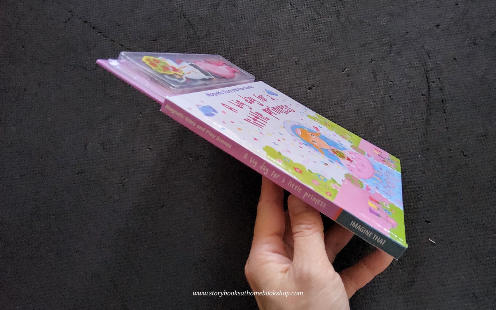 MAGNETIC BOARD BOOK** 🍅🍅A big day for a little princess