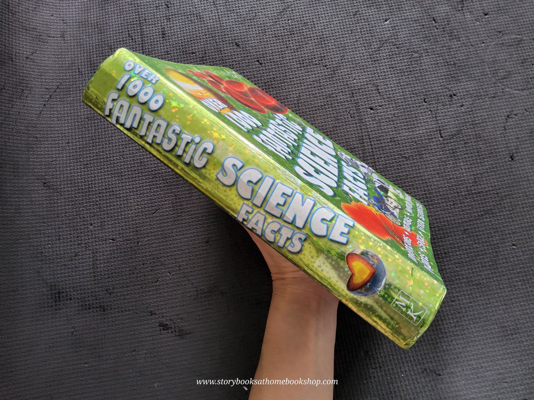 KNOWLEDGE BOOK** ♥️OVER 1000 SCIENCE FACTS