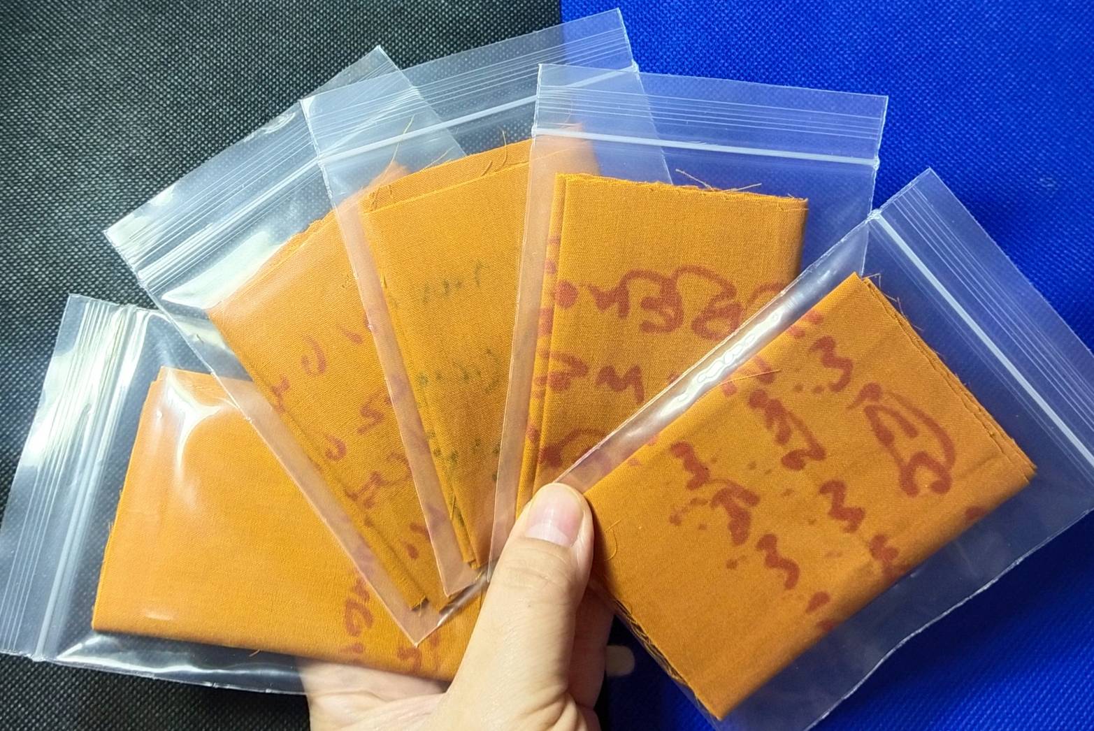 ผ้ายันต์ กันภัยพิบัติ (จารมือ) หลวงปู่สิงห์โต จิตฺตธมฺโม สำนักสงฆ์ป่าทรงธรรม จ.อุบลราชธานี