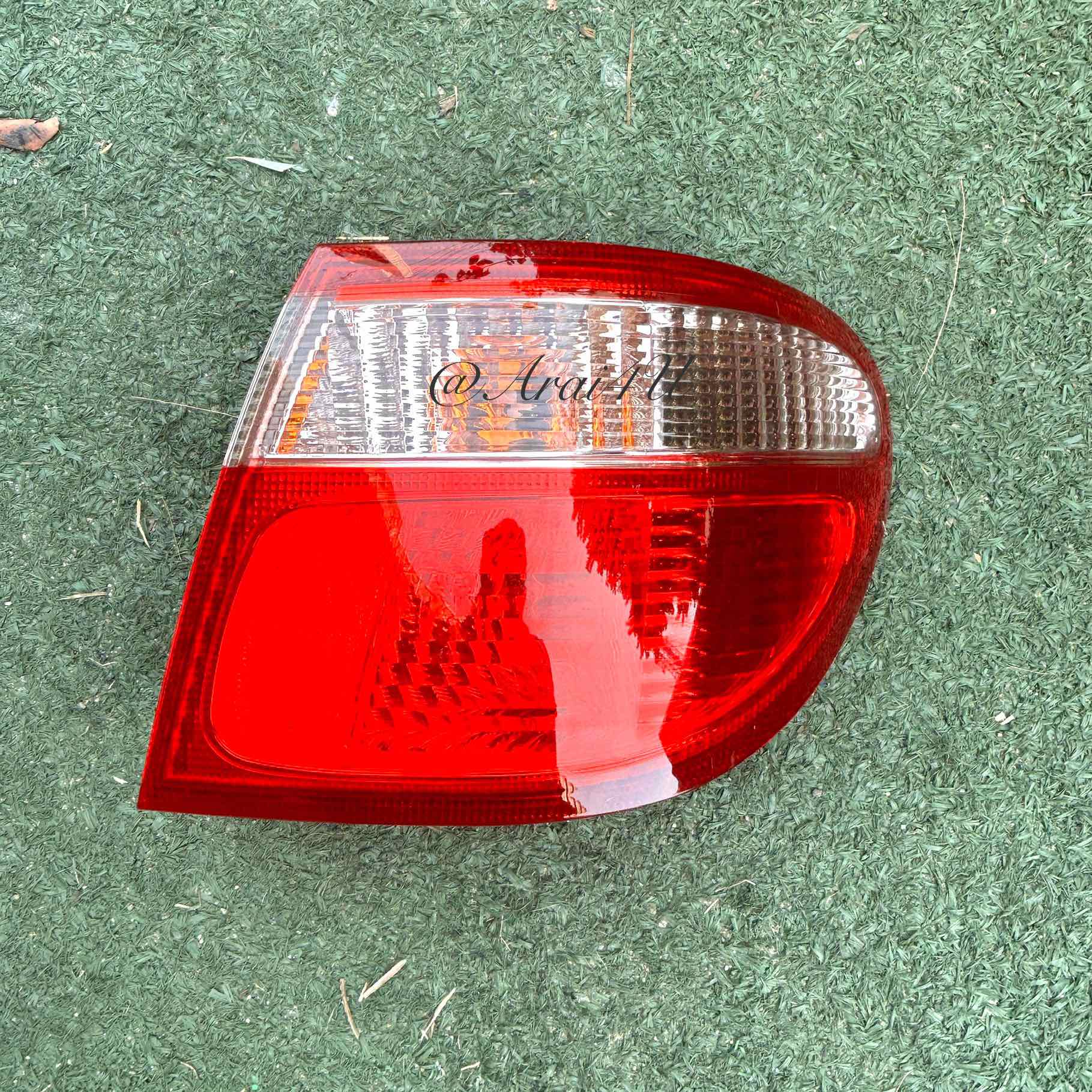 ไฟท้าย NISSAN NEO 201-2003 คู่ละ LH RH
