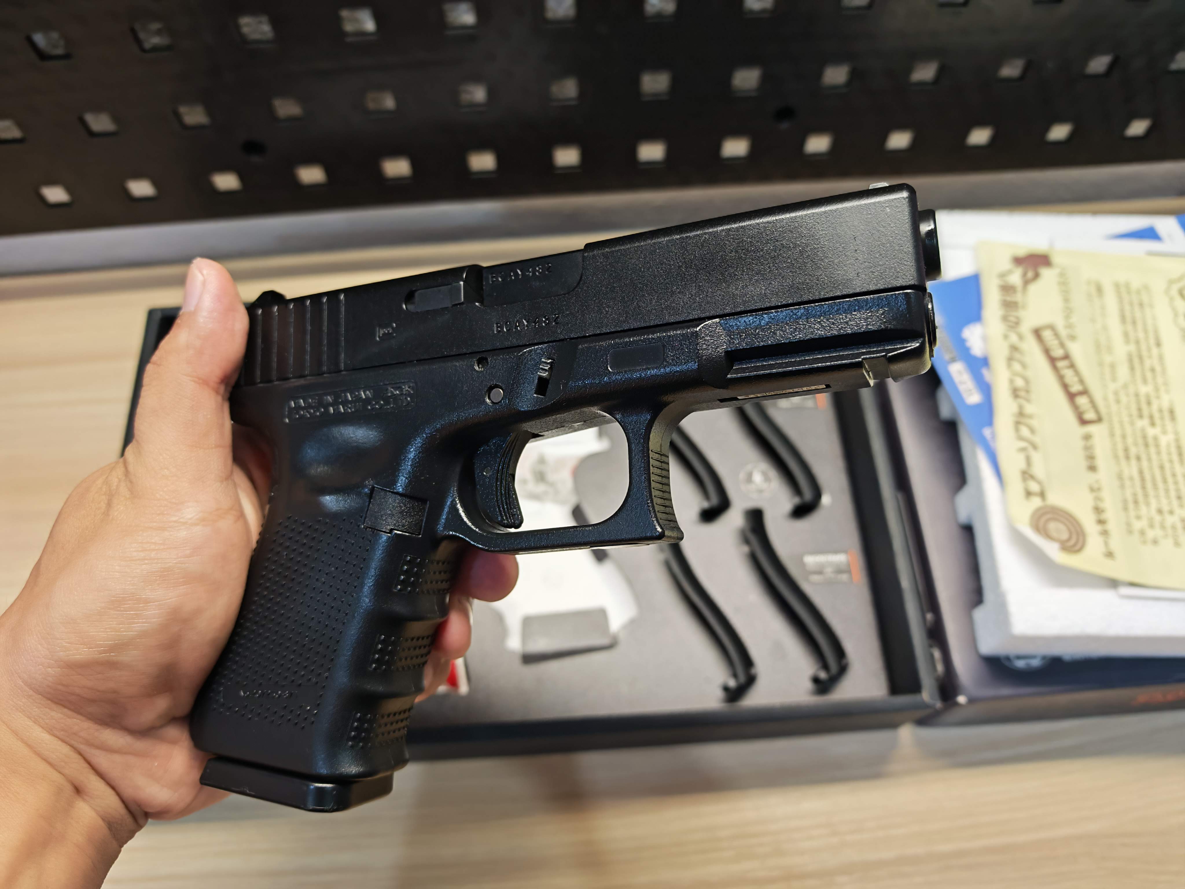 Tokyo Marui Glock19 G19 Gen4 GBB ญี่ปุ่น BB Gun บีบีกัน แบบแก๊ส ปืนอัดลม Airsoft Gun มือสอง