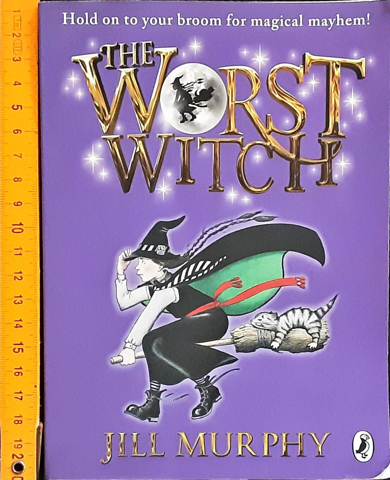 วรรณกรรมเยาวชน แนะนำ📢 **หนังสือนิทานปกอ่อน** 🍅🍓THE WORST WITCH BY JILL MURPHY