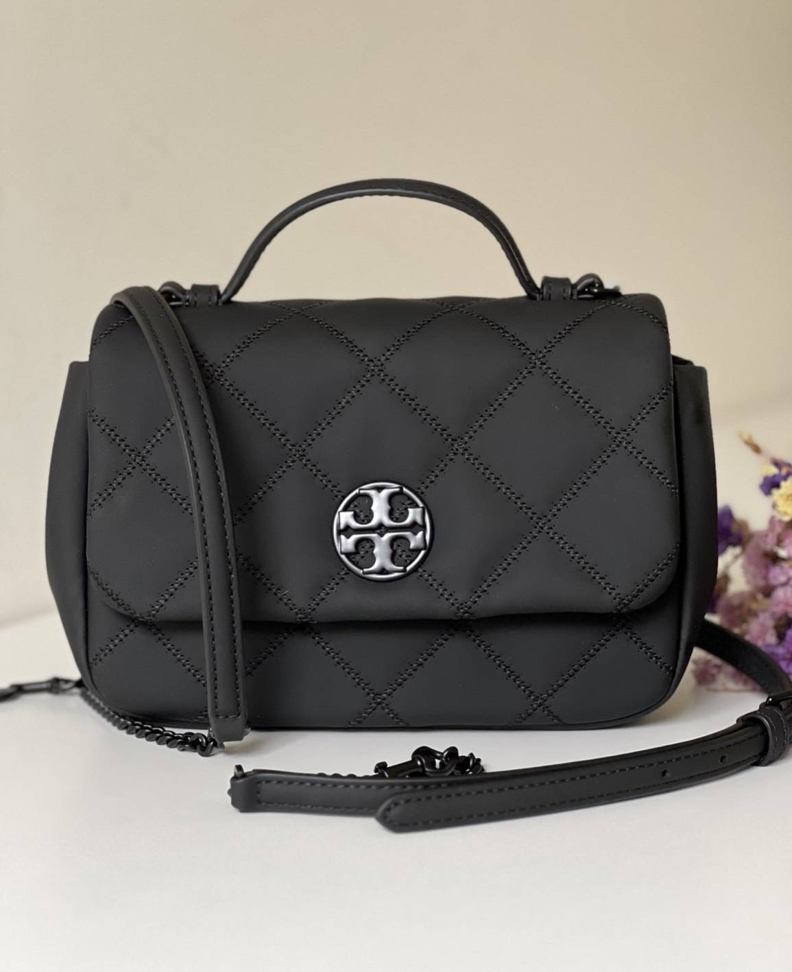 New Tory burch willa mini top handle bag รุ่นใหม่สายยาวปรับได้ Sz. 8” (L) x 5.5” (H) x 2.2” (D)