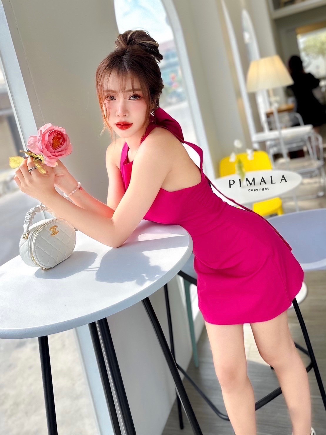 เดรส+เข็มกลัดโบว์ เดรสแขนกุดทรงเรียบๆแต่น่ารักมากกก