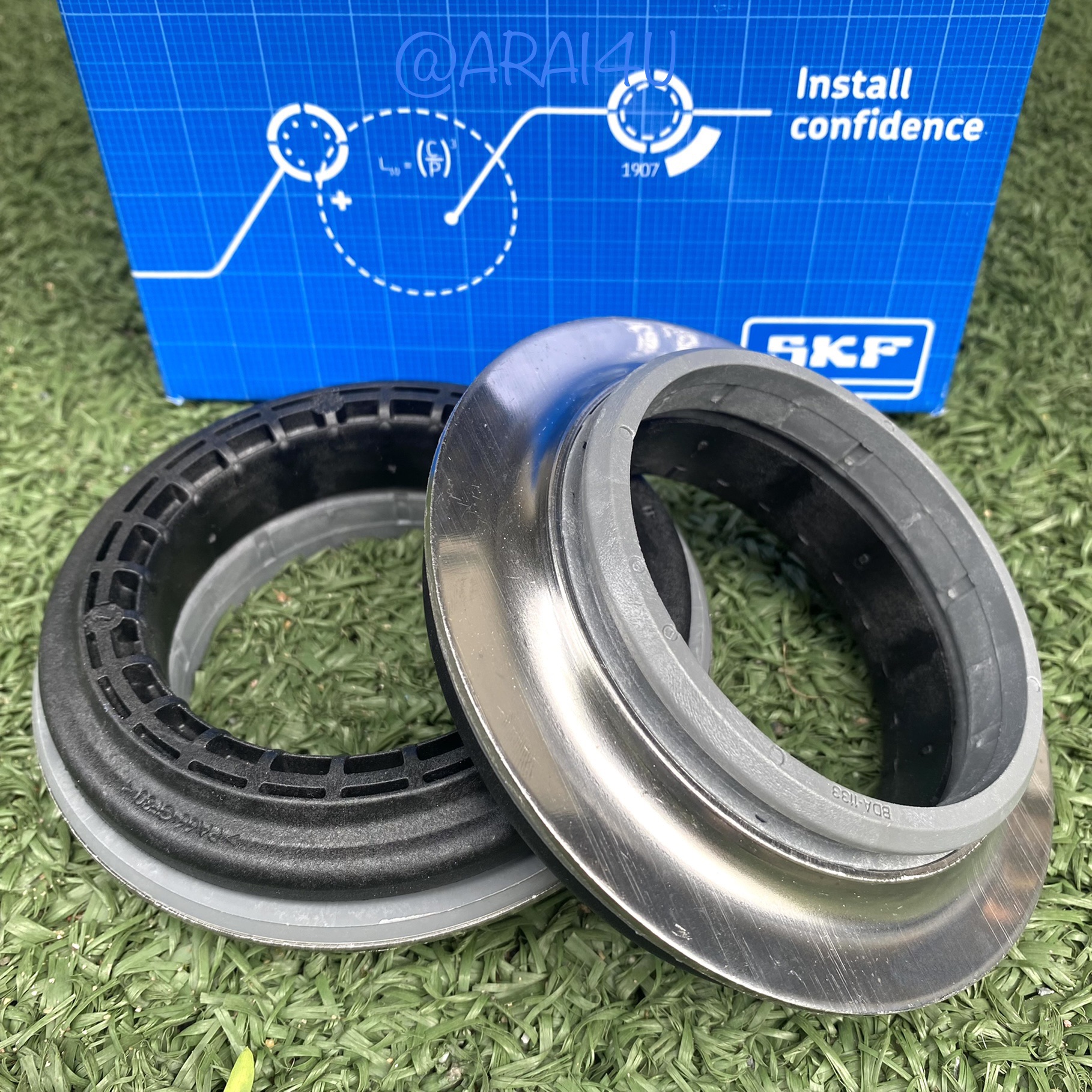 ลูกปืนเบ้าโช้ค HONDA CIVIC 06-2012 SKF (คู่ละ)