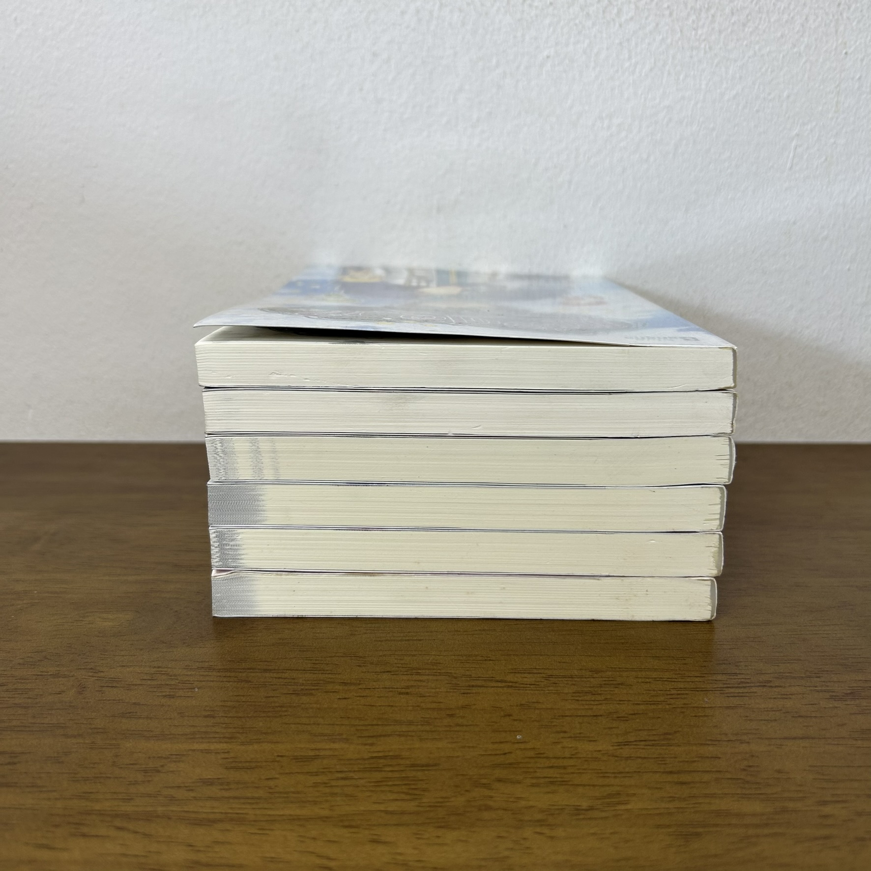 ผมคือ...!? เล่ม 1-6 จบ ครบชุด ... แอ๊ด (มือสอง) นิยาย แฟนตาซี แฮปปี้ บานาน่า