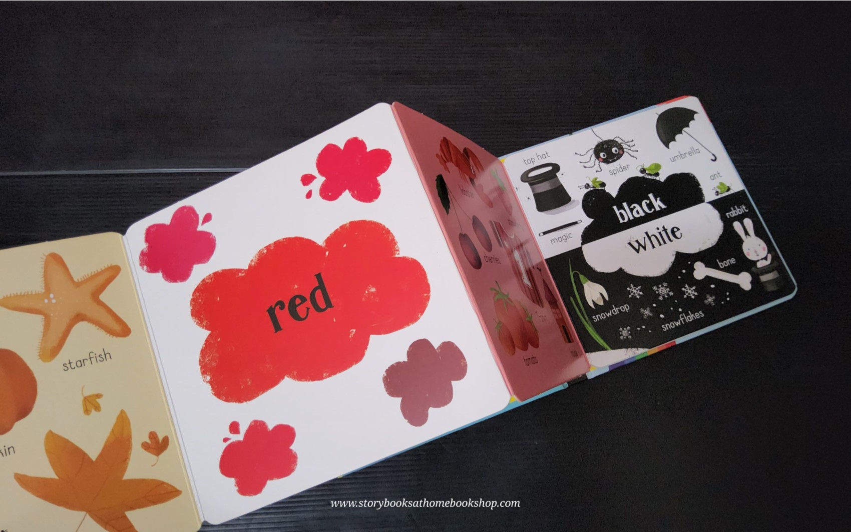 BOARD BOOK ** ð
ð
USBORNE FOLD-OUT BOOS:COLOURS