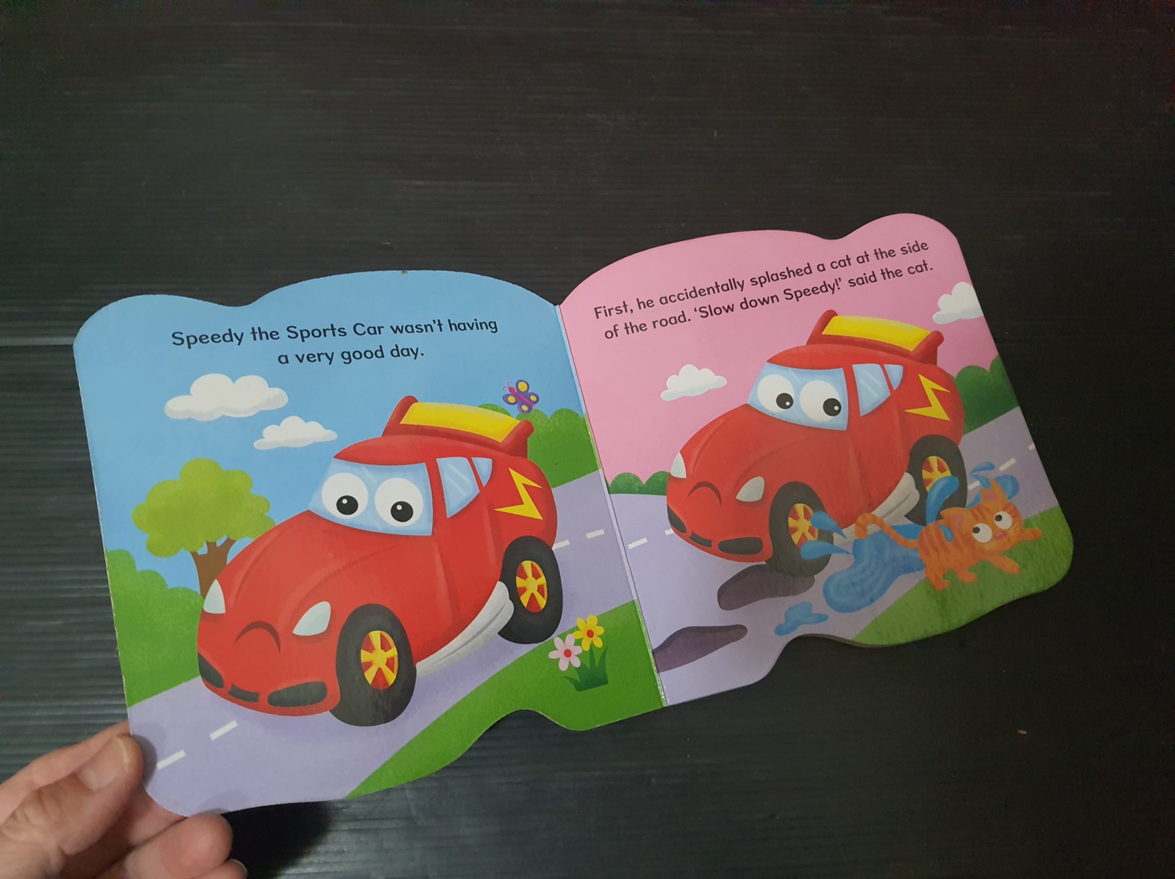 BOARD BOOK ** 🍅🍓SPEEDY THE SPORTS CAR