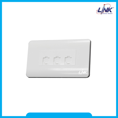 SHINY EXCLUSIVE FACE PLATE 3 PORT w/Shutterหน้ากากขาวเงาสวยสุดหรู มีชัตเตอร์