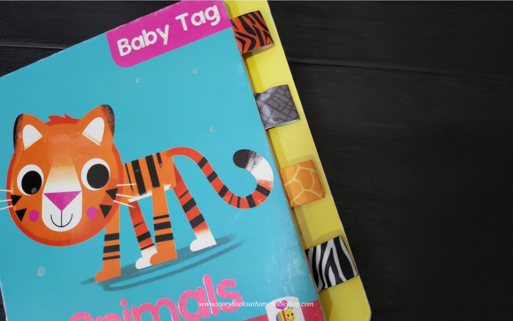 BOARD BOOK** ð
ð
ANIMALS PLAY BOOK WITH SOFT RIBBONS