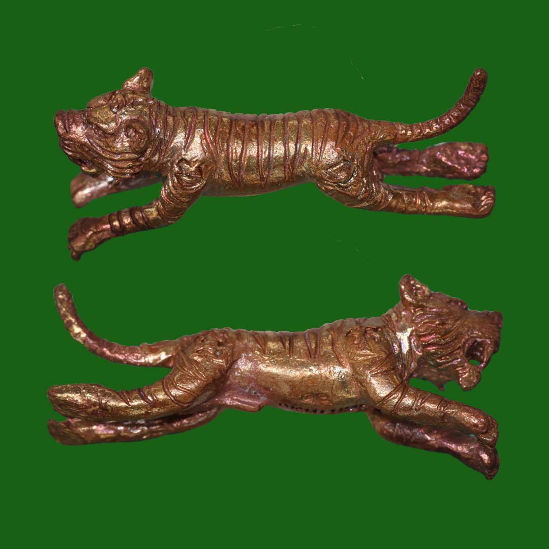 เสือมหาอำนาจ หลวงพ่อสุด วัดกาหลง เนื้อทองแดง ปี2562 พร้อมกล่องเดิมจากวัด