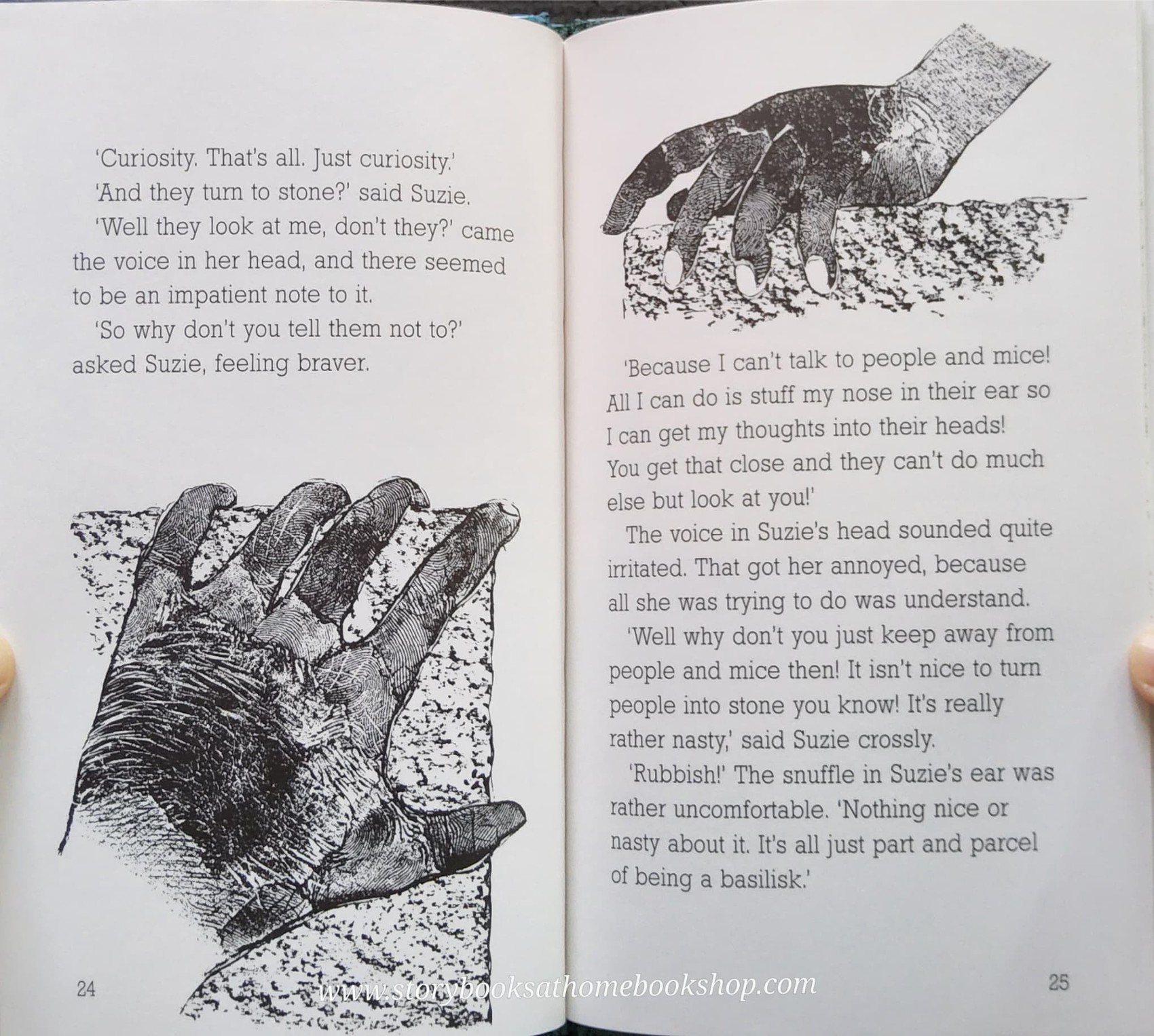 หนังสืออ่านนอกเวลา** ** หนังสือนิทานปกแข็ง** 🍓🍓`ROOSTERS: THE LONELY BASILISH BY GREG LYONS