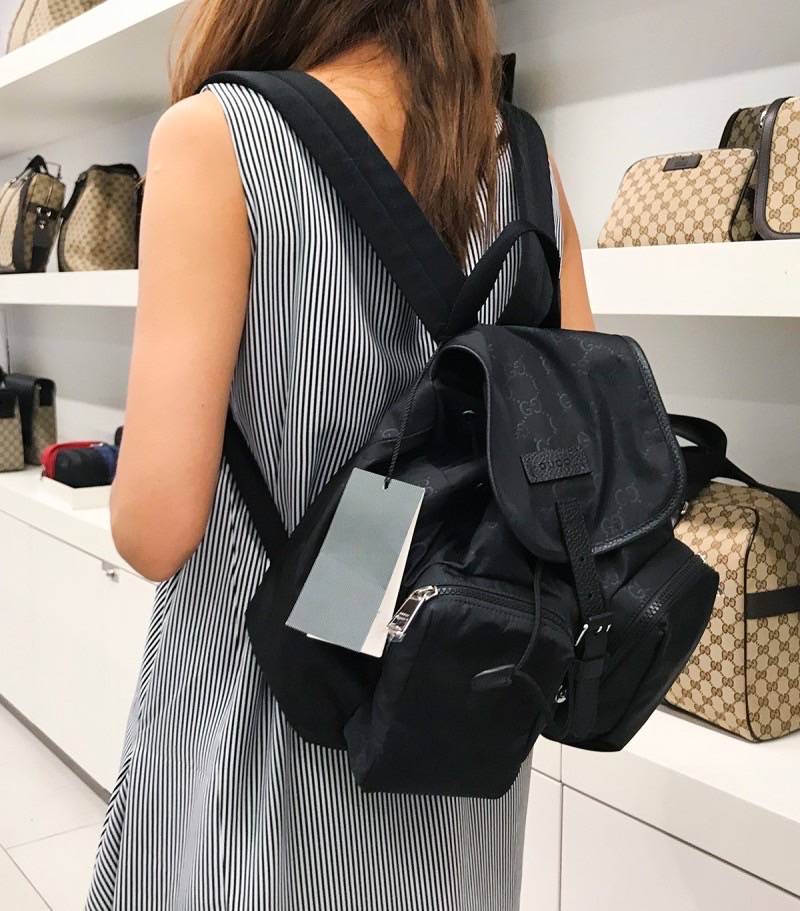 New Gucci Nylon Backpack เป้ไนล่อน เบาไม่หนัก ลาย GG ขนาด 10"W x 5"D x 12.5"H นิ้ว