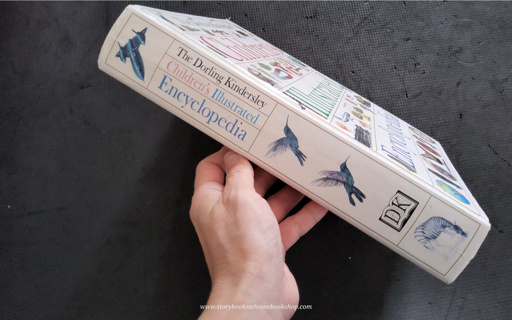 Knowledge Book** ð
ðCHILDREN'S ILLUSTRATED ENCYCLOPEDIA