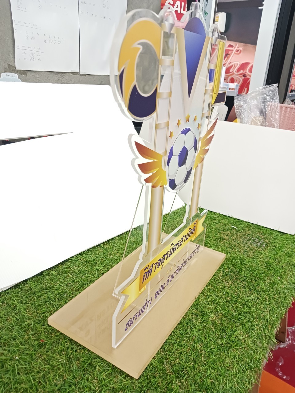 ป้ายโล่รางวัลอะคริลิค CML