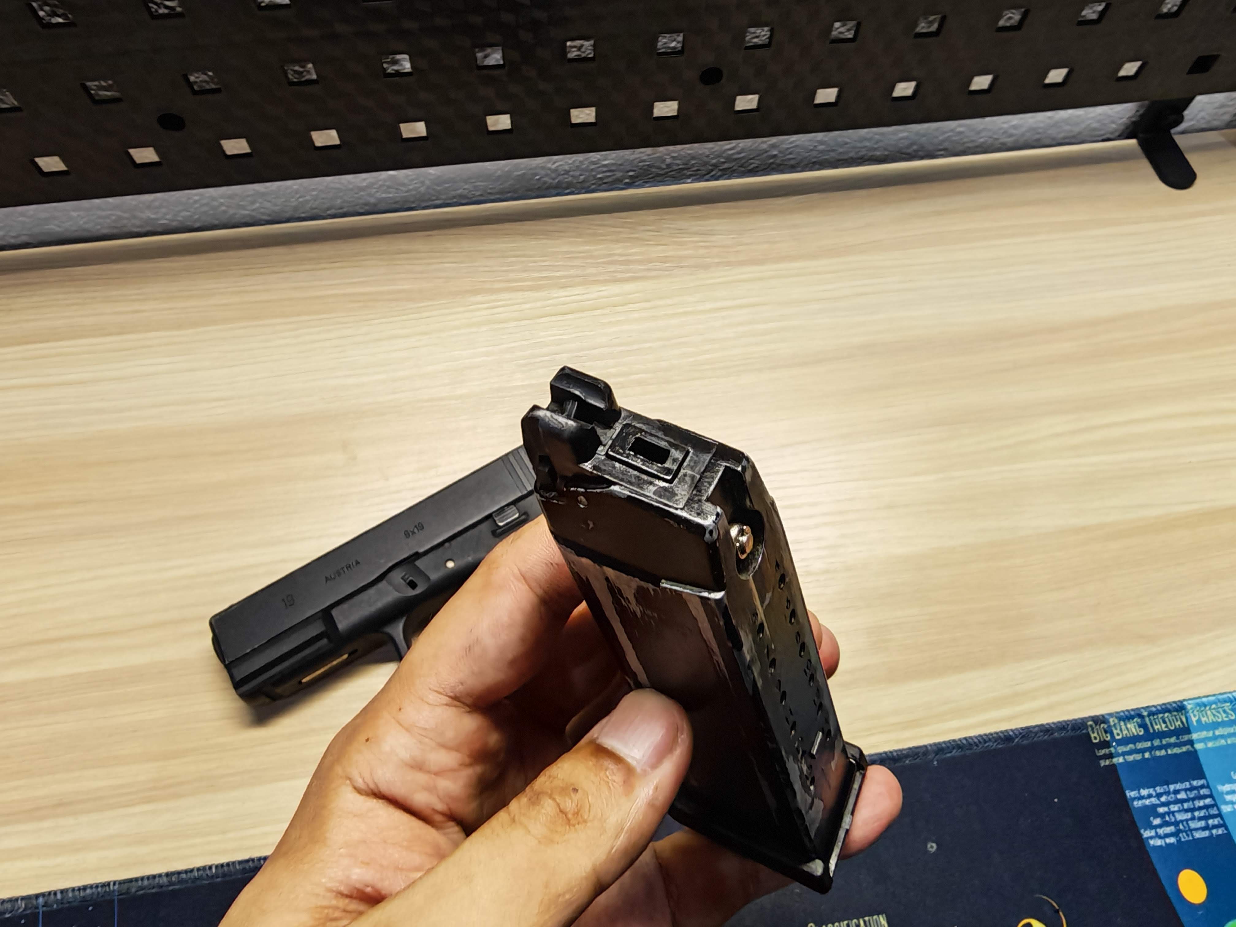 WE G19 Glock19 Gen3 GBB BB Gun บีบีกัน แบบแก๊ส ปืนอัดลม มือสอง Airsoft Gun