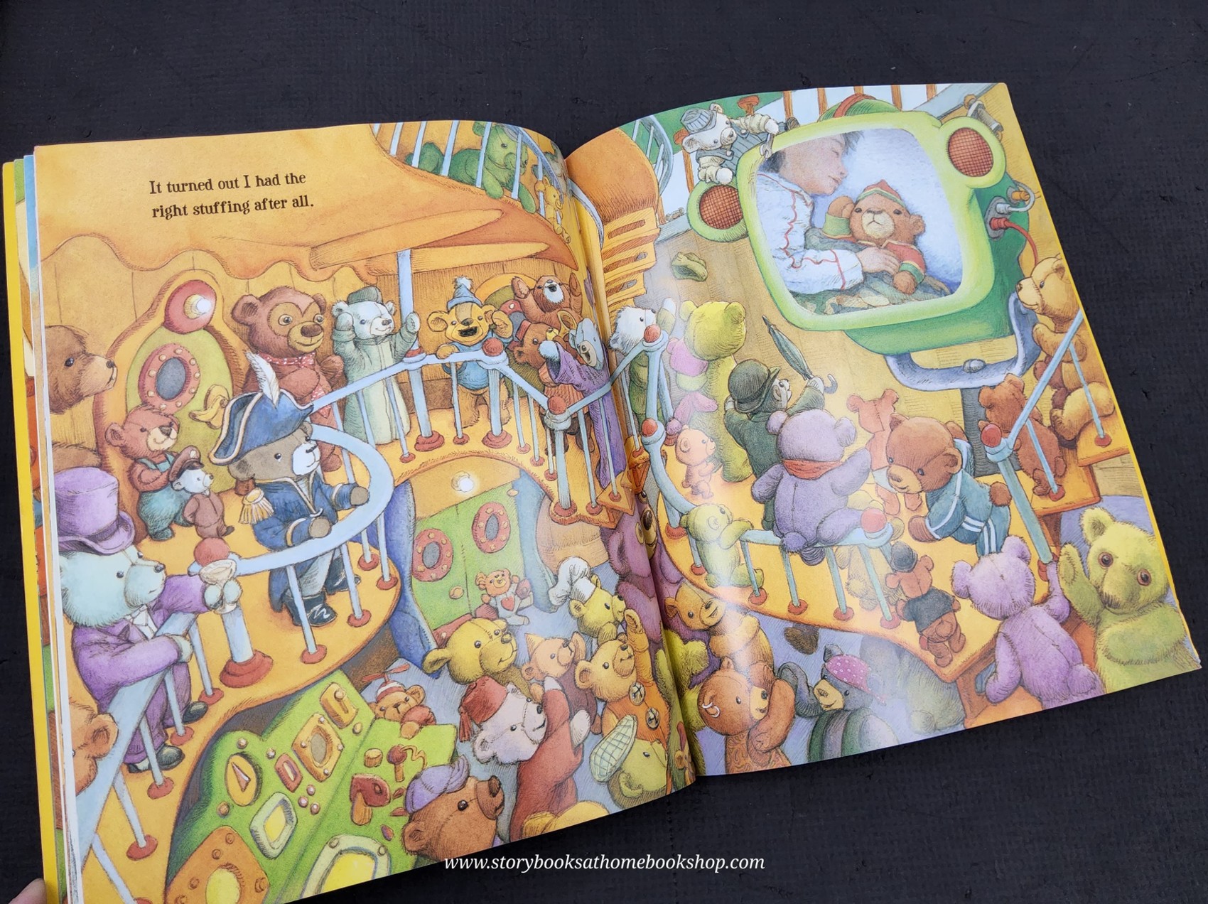 หนังสือนิทานปกอ่อน** 🍅ONE TRUE BEAR BY TED DEWAN