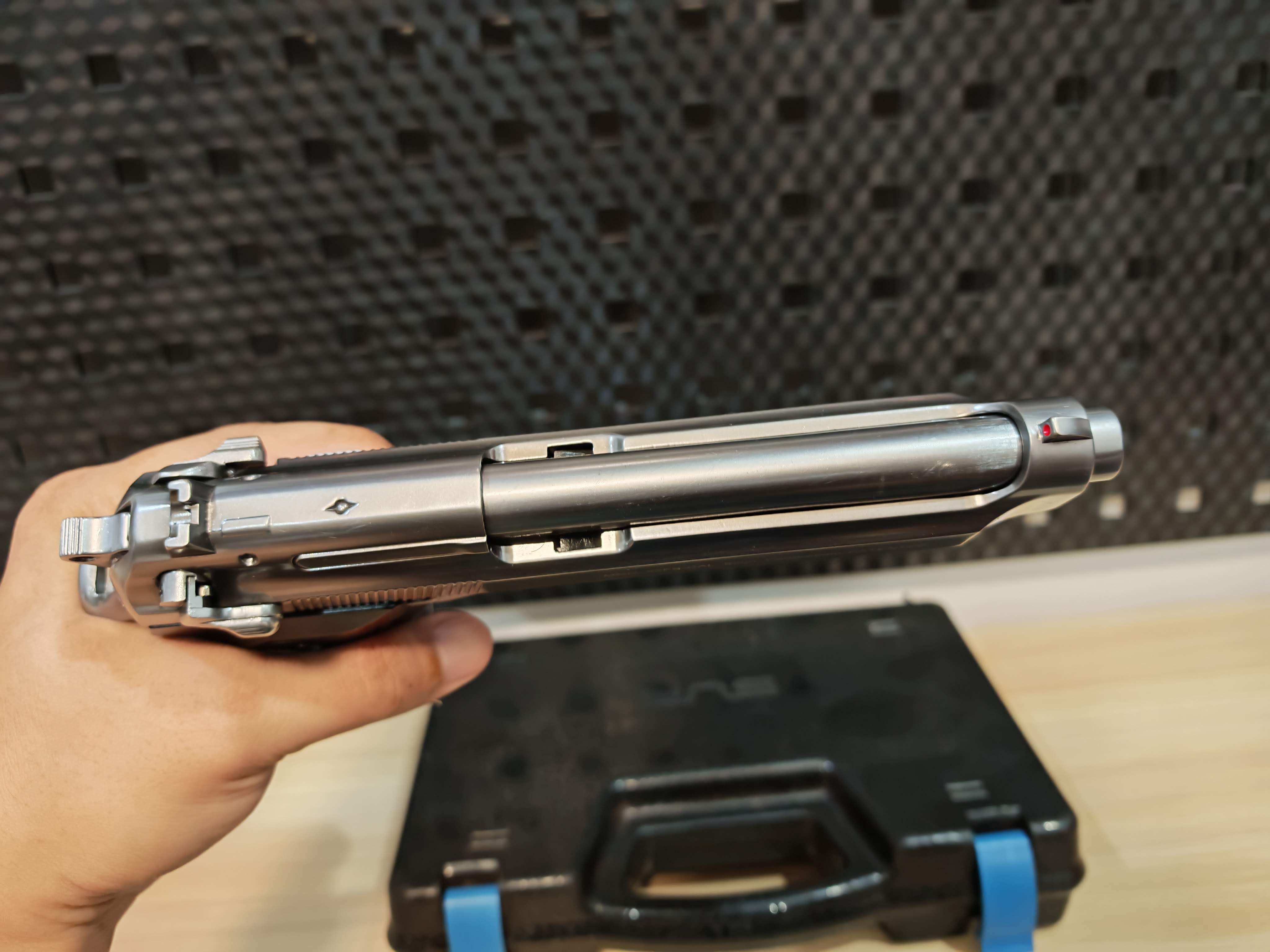 WE Beretta M92 Semi Version GBB เงิน ไต้หวัน BB Gun บีบีกัน แบบแก๊ส ปืนอัดลม มือสอง Airsoft Gun