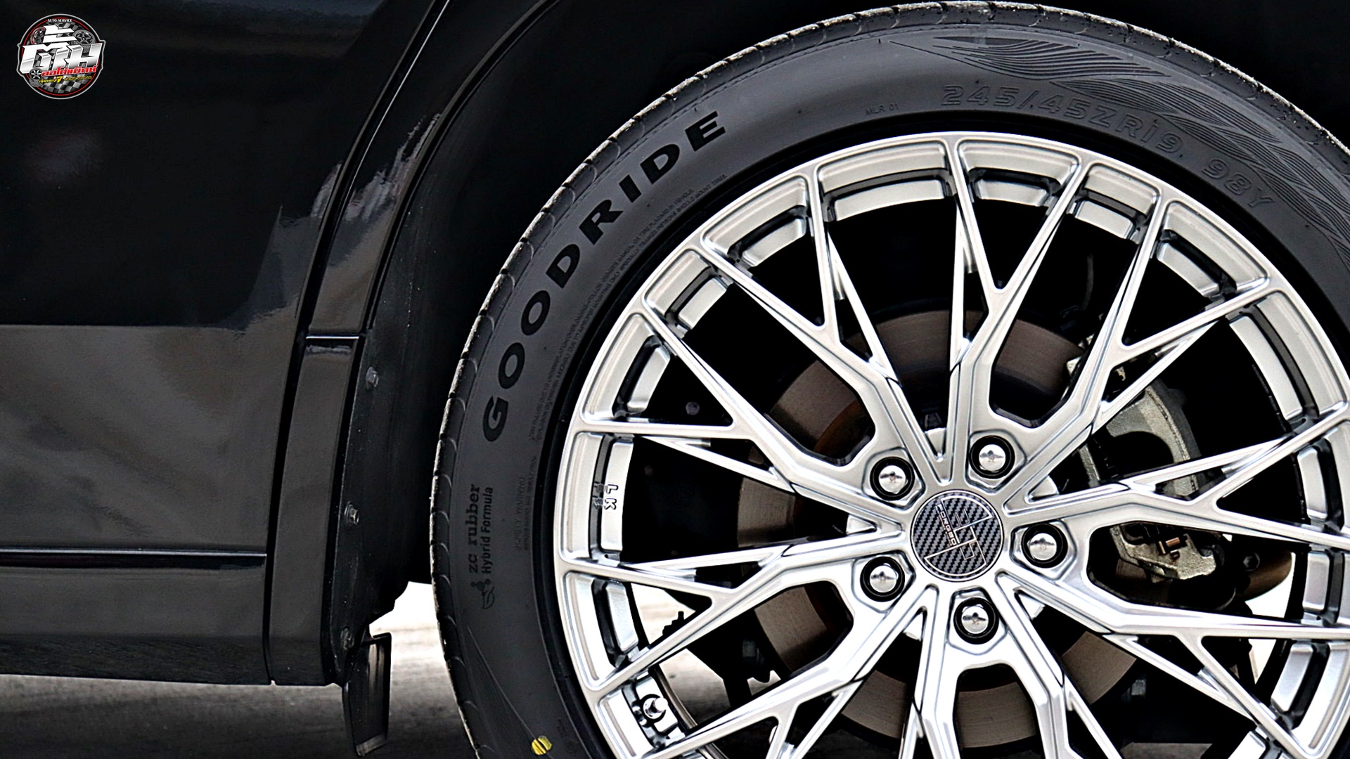 TOYOTA VELLFIRE เปลี่ยนล้อยาง ล้อ 305 FORGED ขอบ19นิ้ว ยาง GOODRIDE SOLMAX-1 245/45R19 98Y