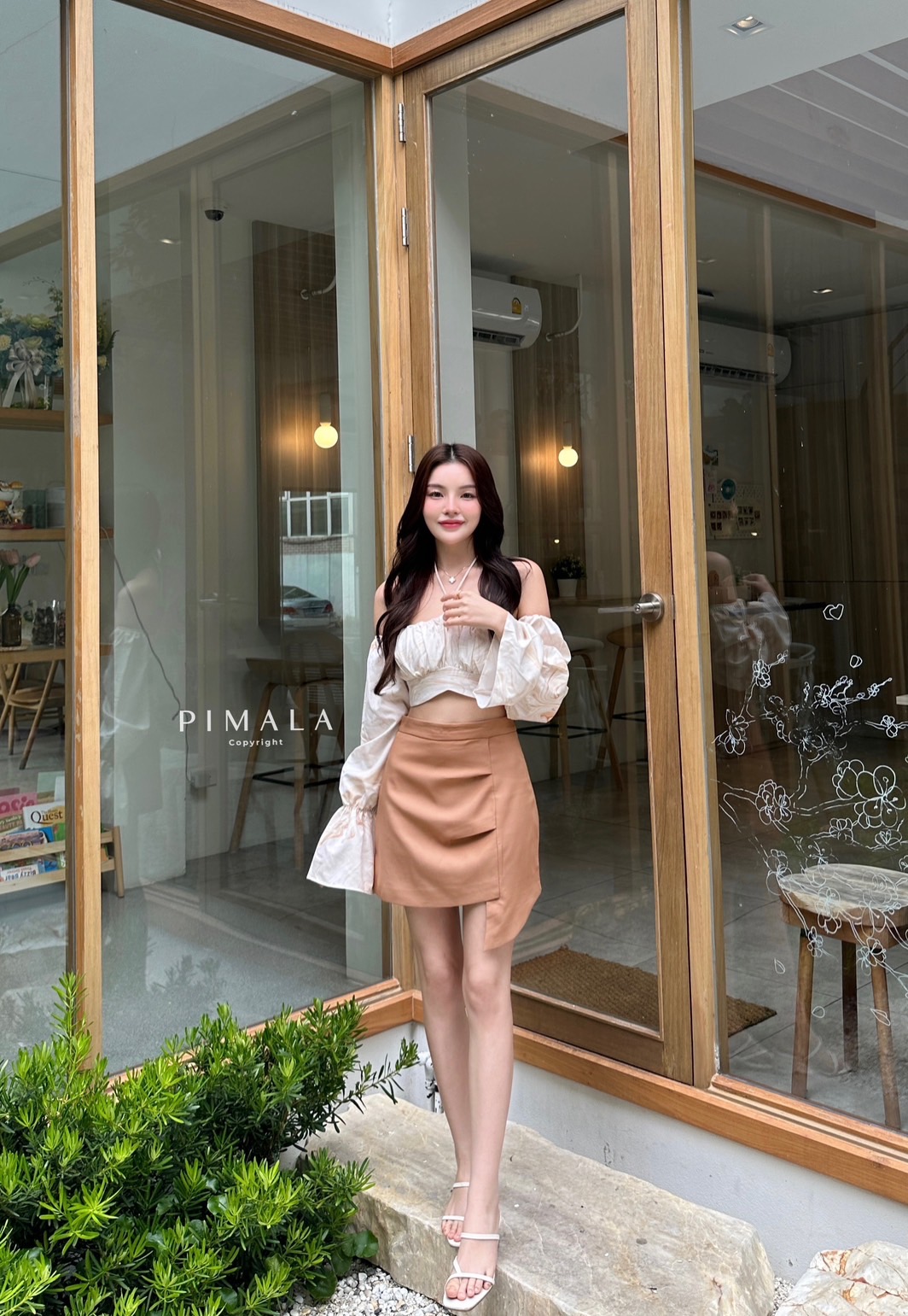 เซ็ทเสื้อครอปแขนยาวเปิดไหล่สายผูกคอสีน่ารักมาก