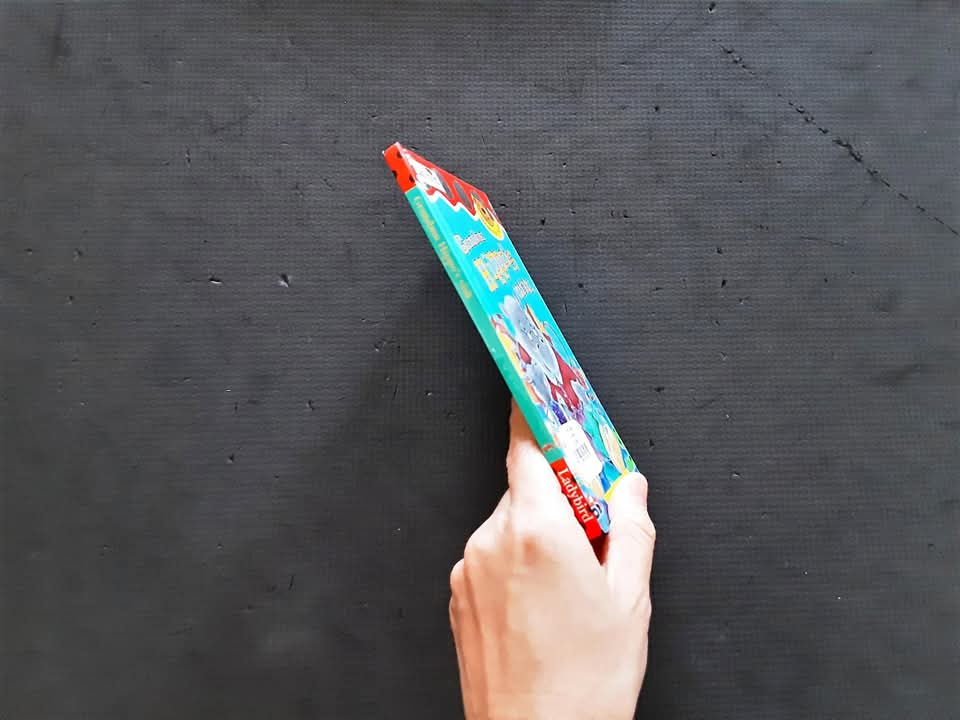 หนังสือนิทานปกแข็ง** 🍅🍓Grandma Hippo's Visit