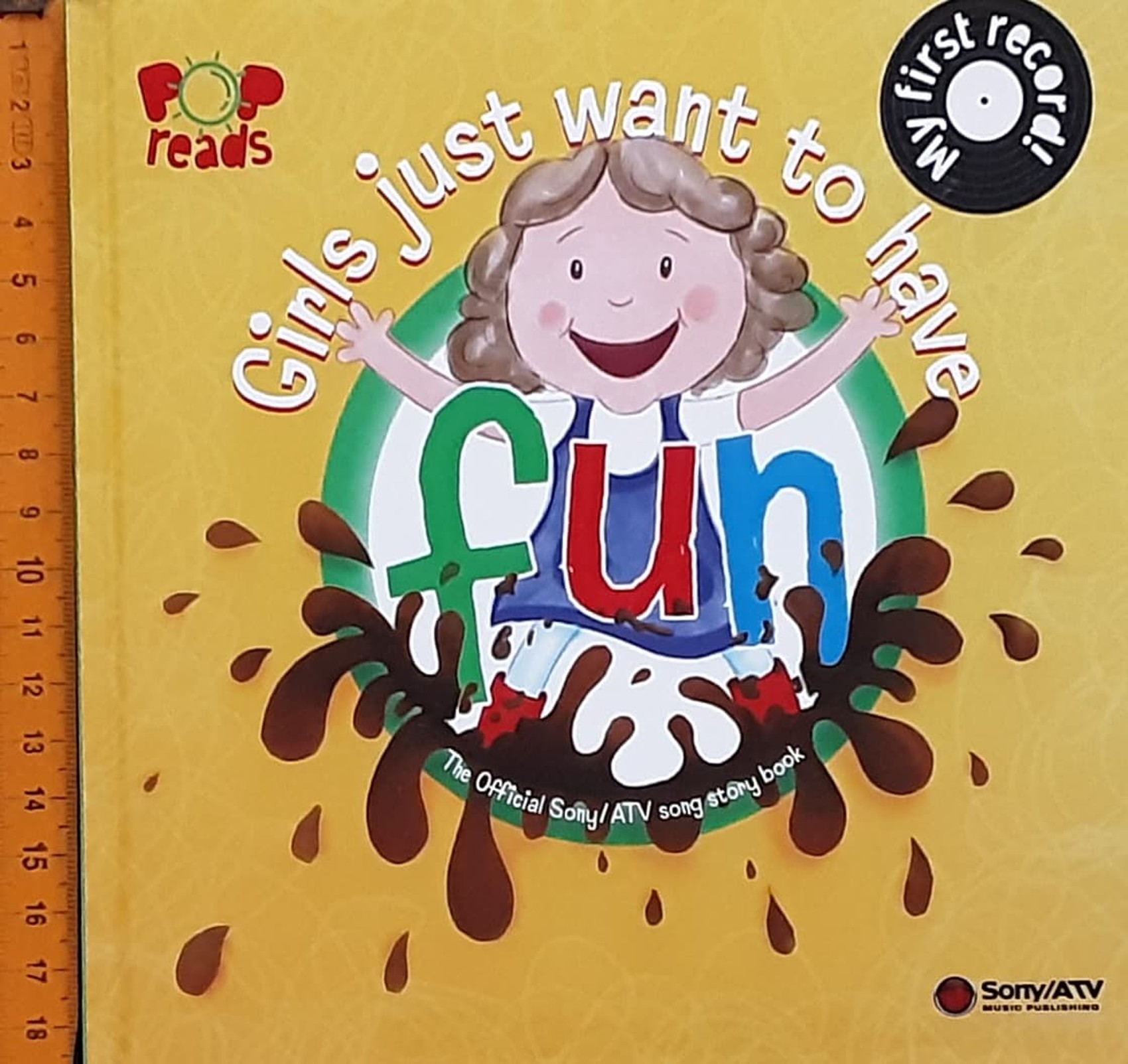 **หนังสือนิทานปกแข็ง** 🍅🍓 POP READS SONY SONG STORY BOOK "GIRLS JUST WANT TO HAVE" WITH 1 OF VINYL RECORD (แยกเล่ม)