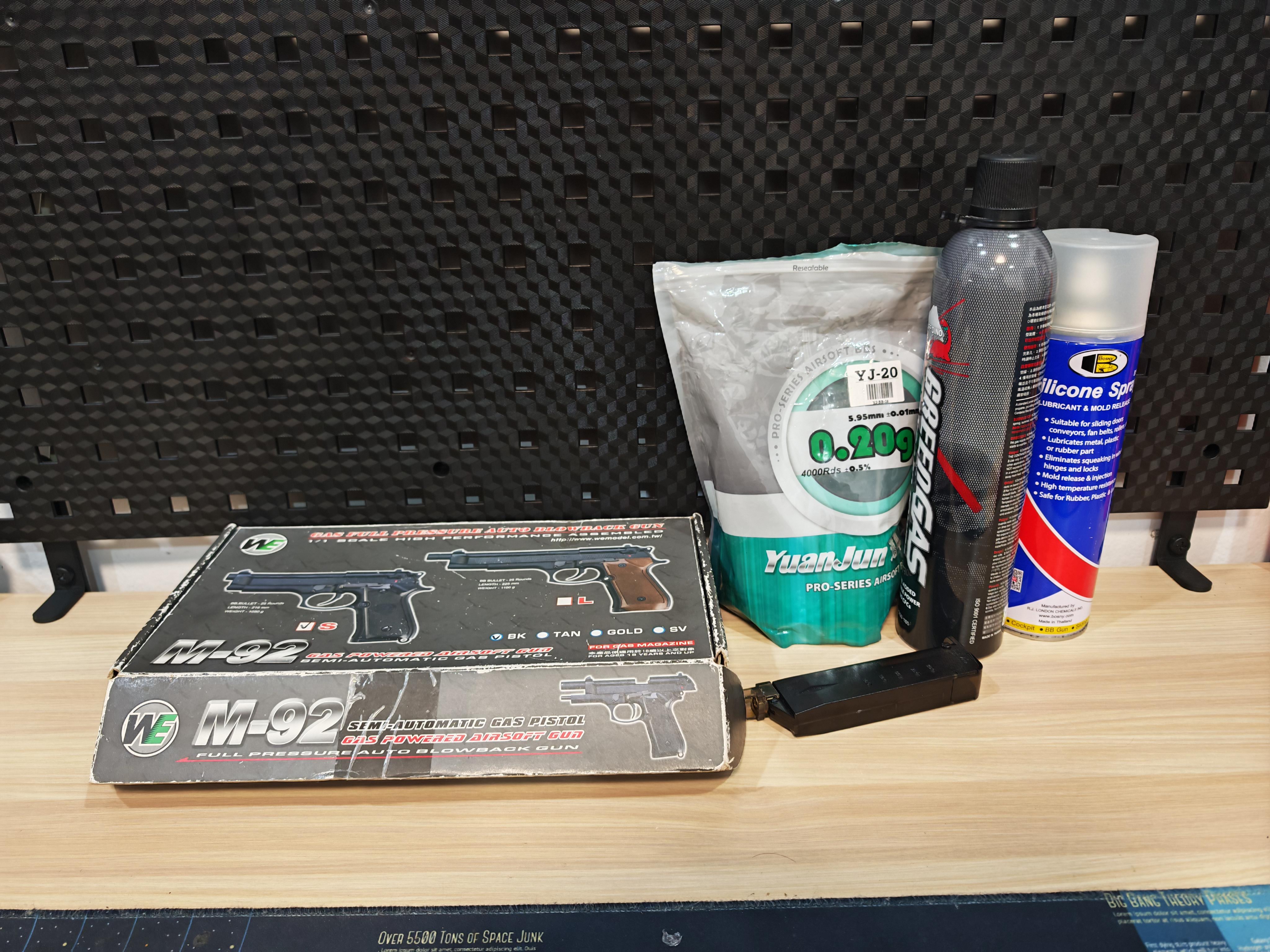 WE Beretta M92 Semi Version GBB ดำ พร้อมเล่น ไต้หวัน BB Gun บีบีกัน แบบแก๊ส ปืนอัดลม มือสอง Airsoft Gun