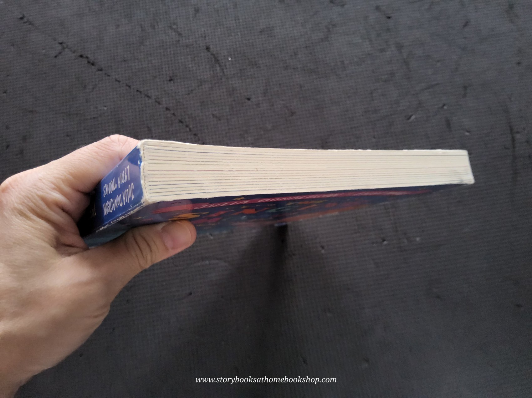 BOARD BOOK ** ð
THE SINGING MERMAID BY JULIA DONALDSON.LYDIA MONKSð