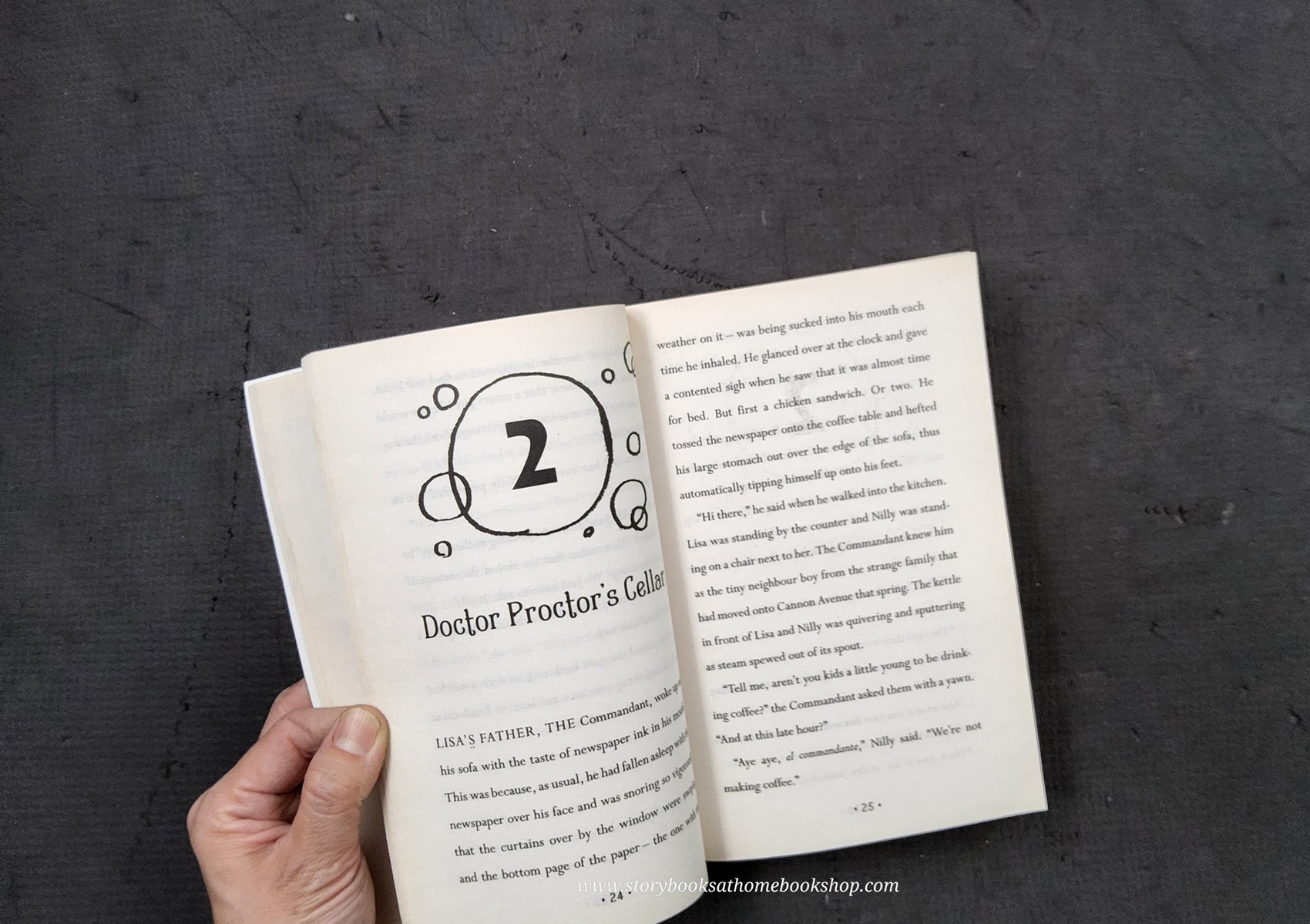 วรรณกรรมเยาวชน** **หนังสือนิทานปกอ่อน** 🍅🍓DOCTOR PROCTOR'S FART POWDER TIME-TRAVEL BATH BOMB BY JO NESBO