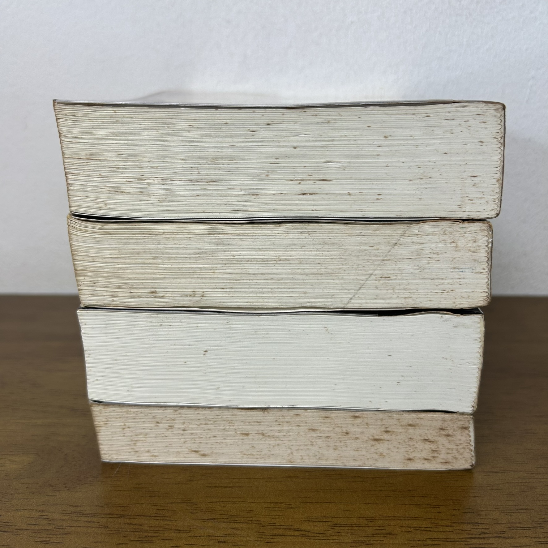 ลอร์ด ออฟ เดอะ ริงส์ The Lord of the Rings 3 เล่มจบ+ฮอบบิท Hobbit ปกอ่อน ... เจ.อาร์.อาร์ โทลคีน (มือสอง) นิยาย แฟนตาซี