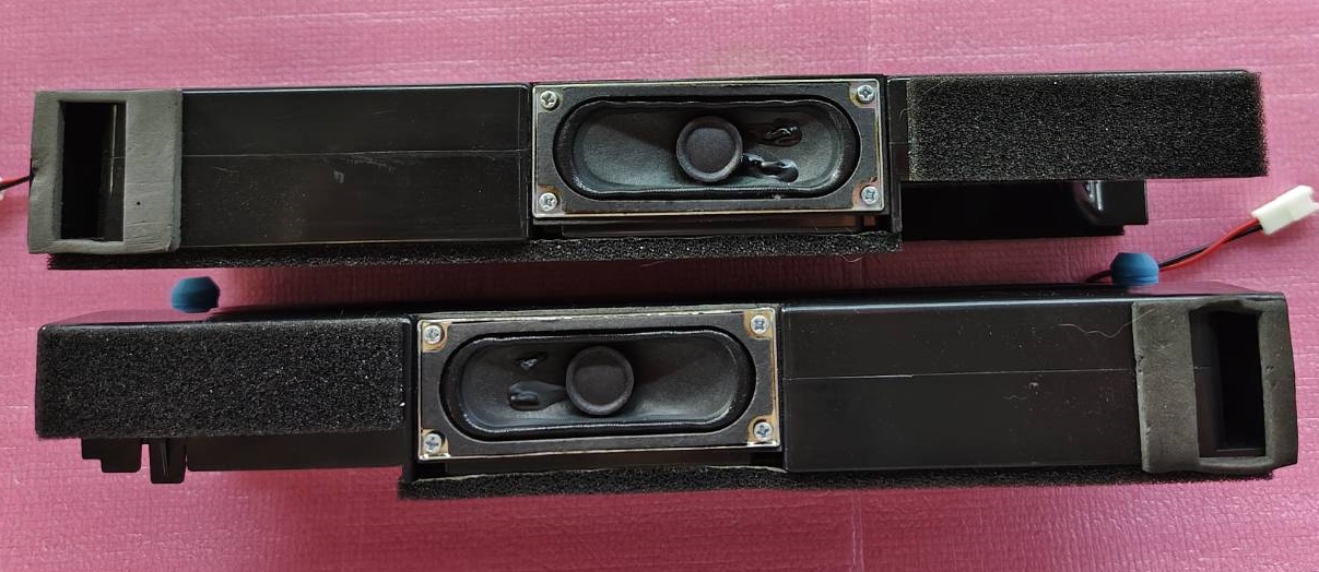 ลำโพงทีวี HISENSE ไฮเซน อะไหล่มือสองพร้อมใช้งาน ใช้กับรุ่น 75B7500UW 8โอมห์ 18วัตต์