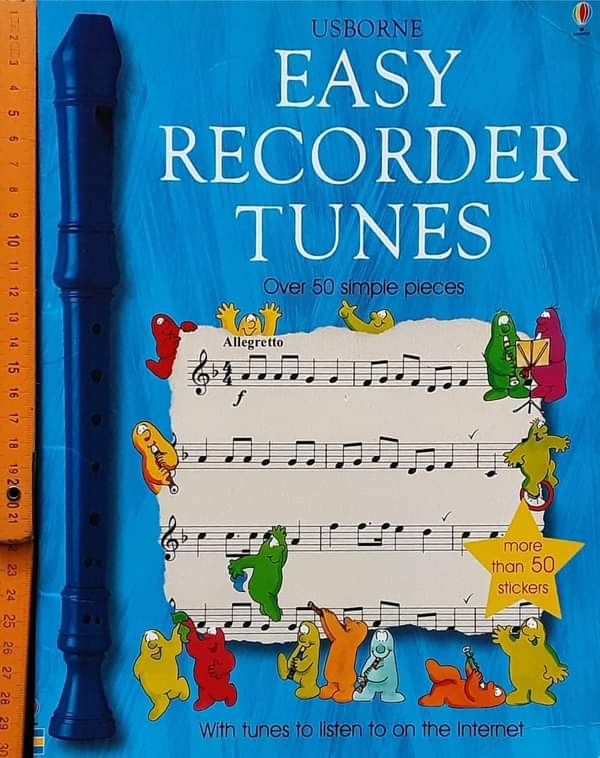 Knowledge Book 🍅🍓USBORNE EASY RECORDER TUNES