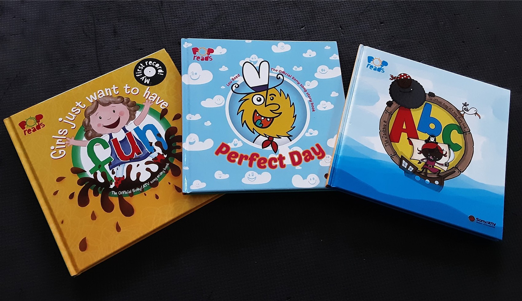 3 BOOKS SET with New Books **หนังสือนิทานปกแข็ง** 🍅🍓 ชุดหนังสือ POP READS SONY SONG STORY BOOK 3 BOOKS SET (WITH 1 OF VINYL RECORD)