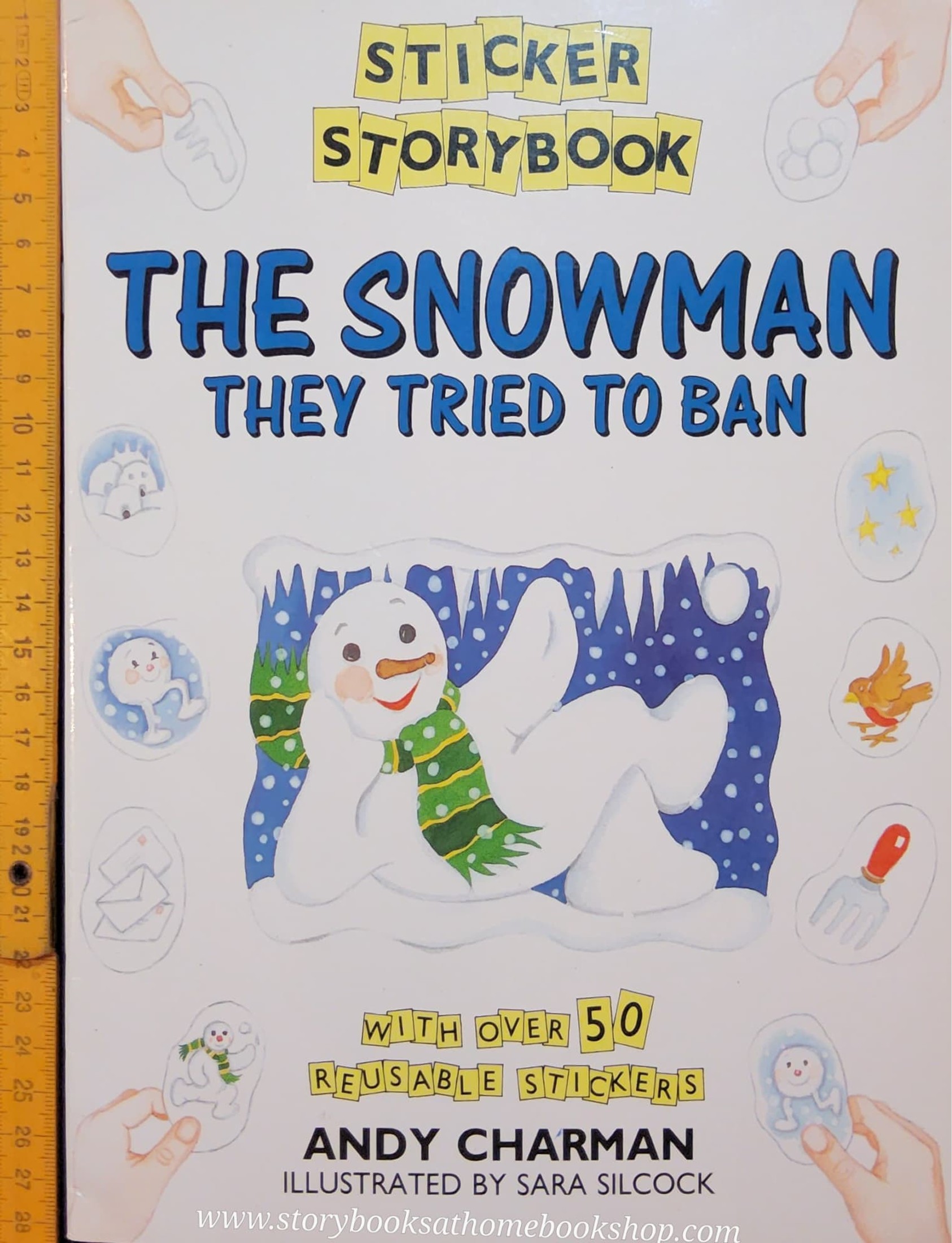 หนังสือนิทานปกอ่อน** 🍅THE SNOWMAN THEY TRIED TO BAN WITH STICKERS♥️♥️