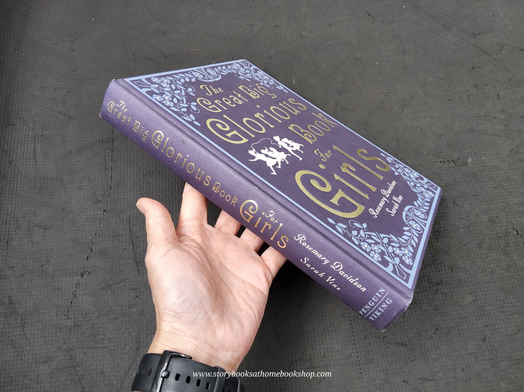 หนังสือนิทานปกแข็ง** 🍅🍓THE GREAT BIG GLORIOUS BOOK FOR GIRLS BY Rosemary Davidson and Sarah Vine