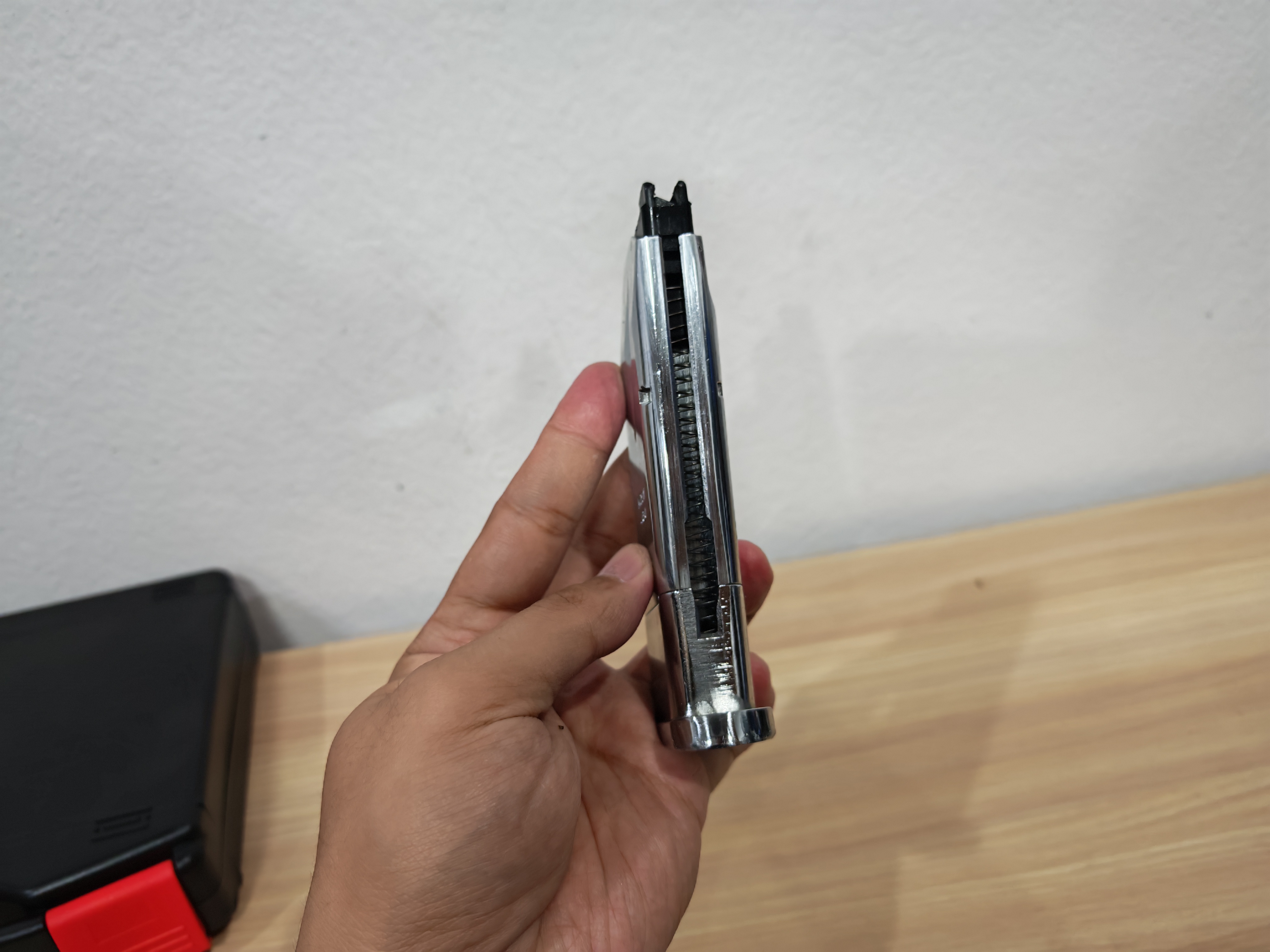 Tokyo Marui Sig Sauer P226 E2 Stainless Model GBB BB Gun บีบีกัน แบบแก๊ส ปืนอัดลม มือสอง Airsoft Gun