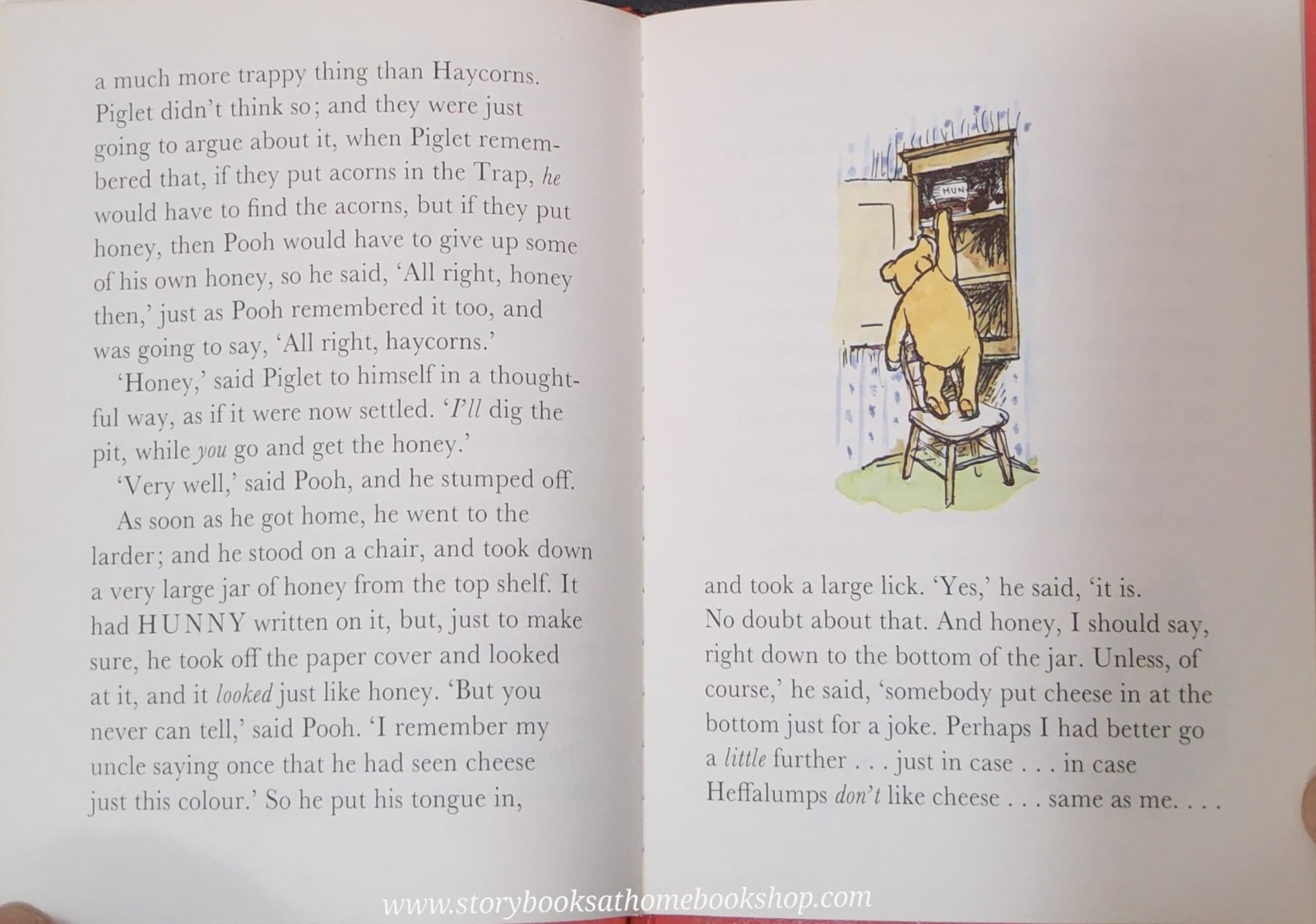 หนังสือนิทานปกแข็ง** 🍓🍓PIGLET MEETS A HEFFALUMP BY A.A.MILNE