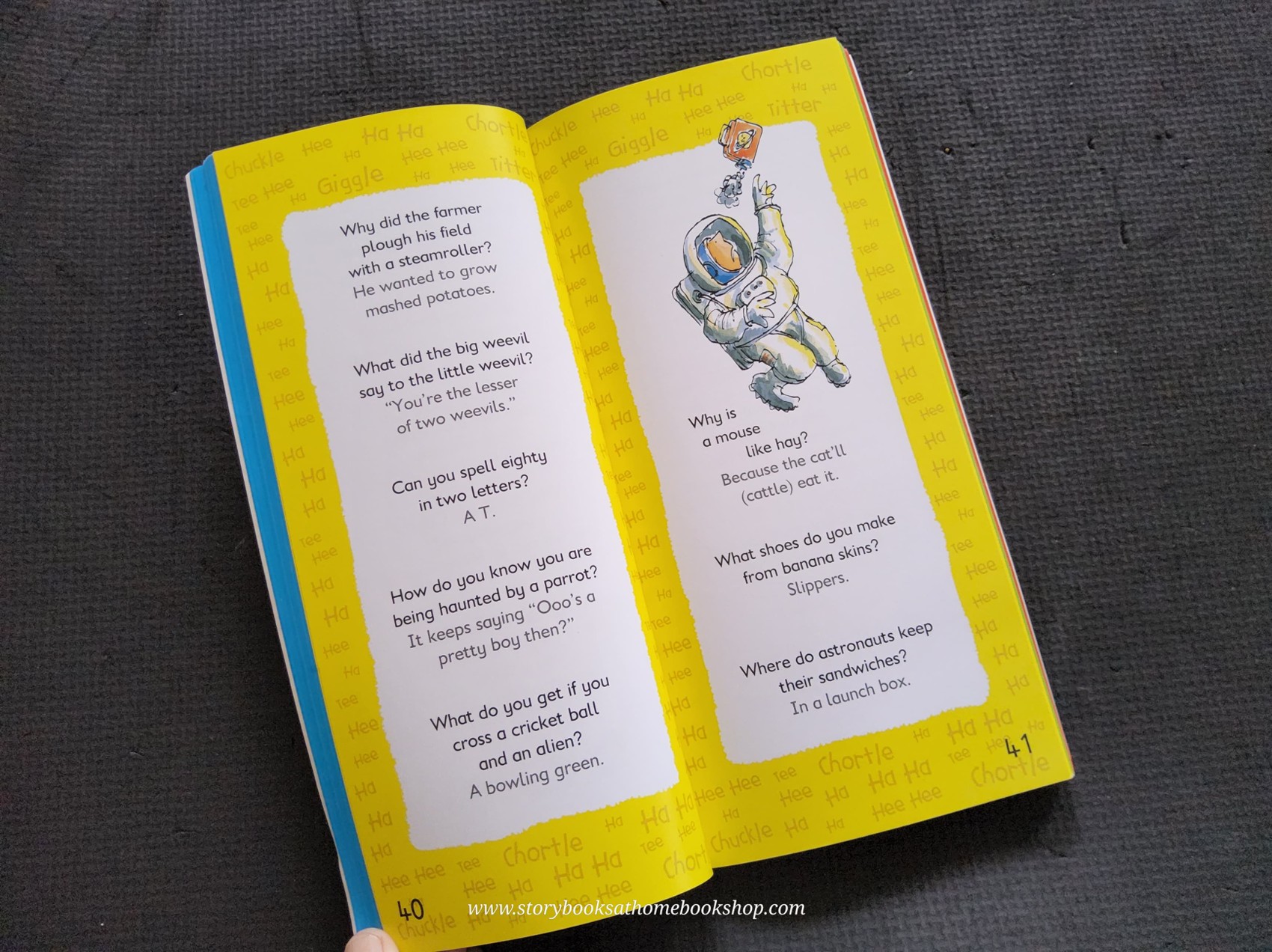 หนังสือนิทานปกอ่อน** 🍅🍓CRAZY JOKES TO MAKE YOU LAUGH!