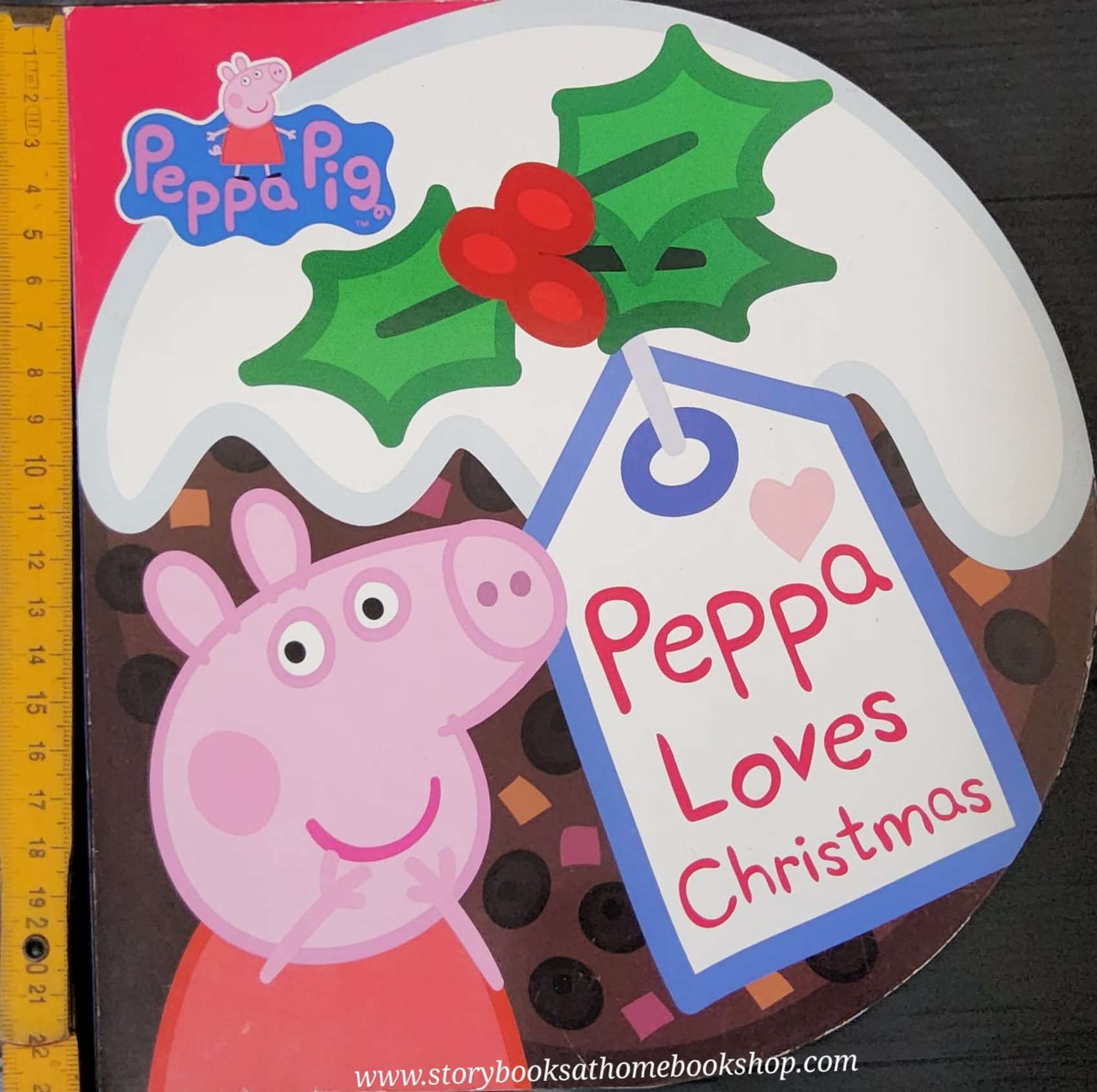 BOARD BOOK** 🍅🍓PEPPA LOVES CHRISTMAS