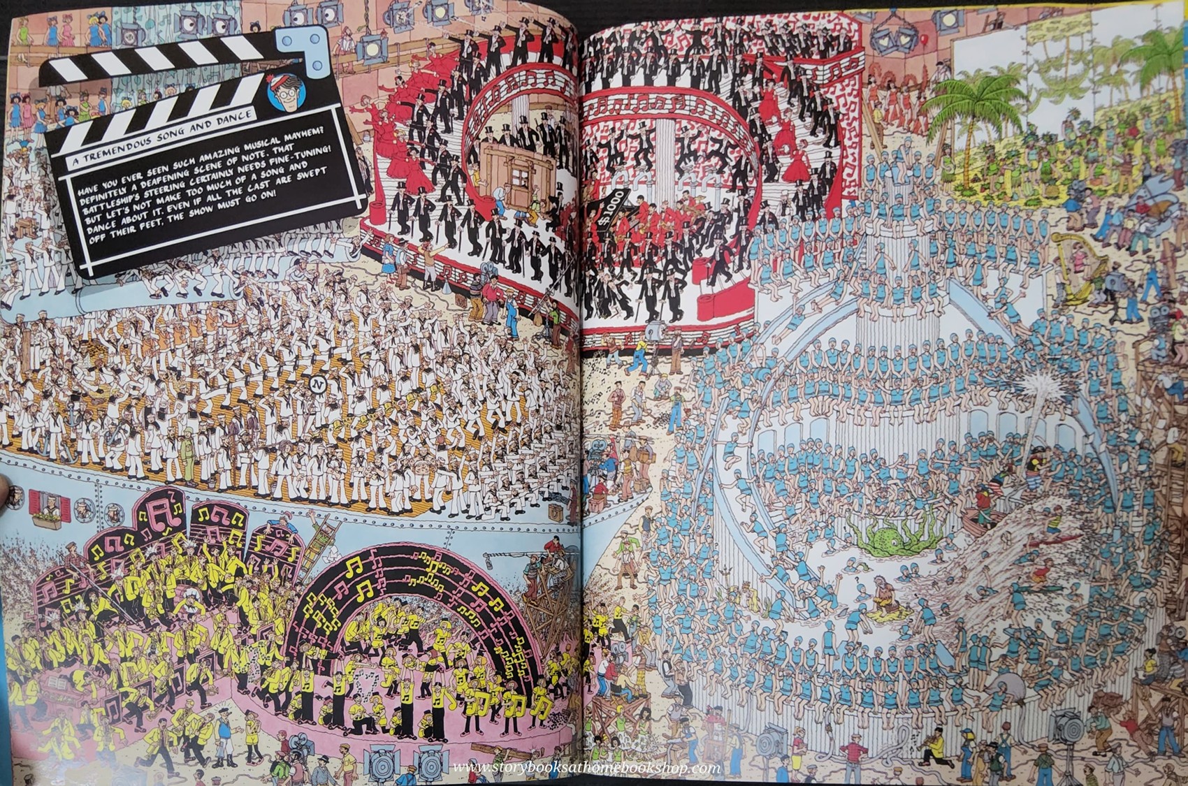 Puzzle Book** ð
ðWHERE'S WALLY IN HOLLYWOOD #4
